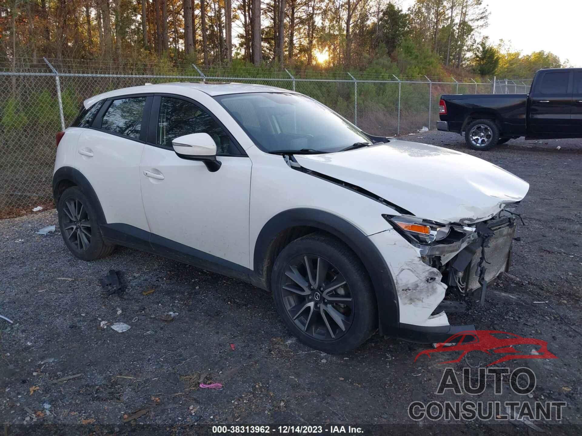 MAZDA CX-3 2017 - JM1DKDC70H0147958