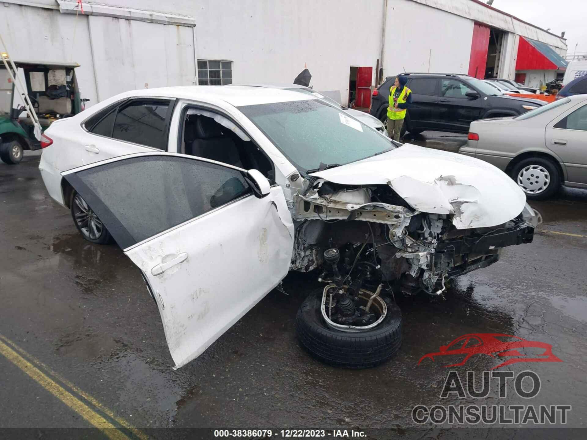 TOYOTA CAMRY 2016 - 4T1BF1FK5GU194366