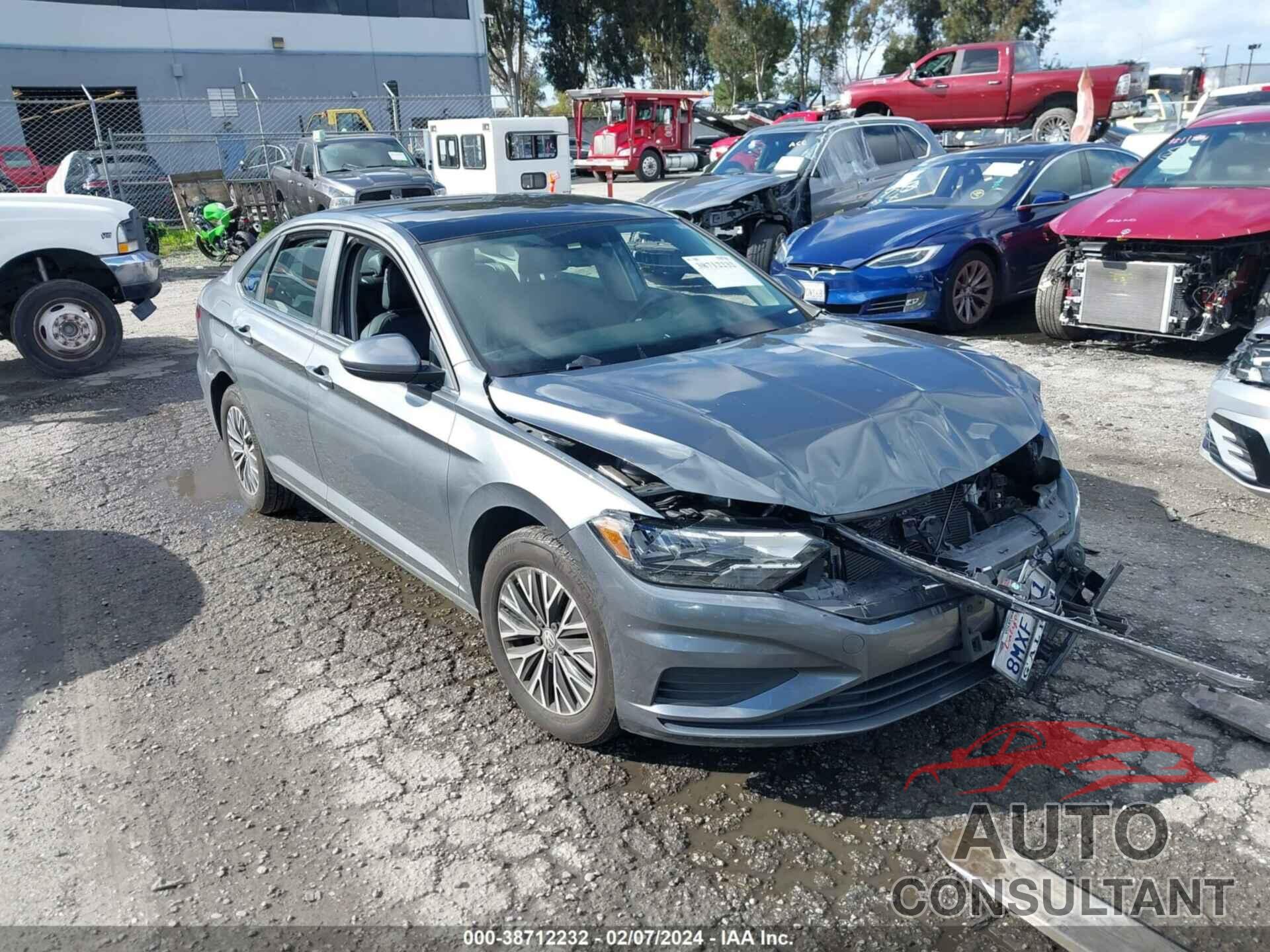 VOLKSWAGEN JETTA 2019 - 3VWC57BU1KM219361