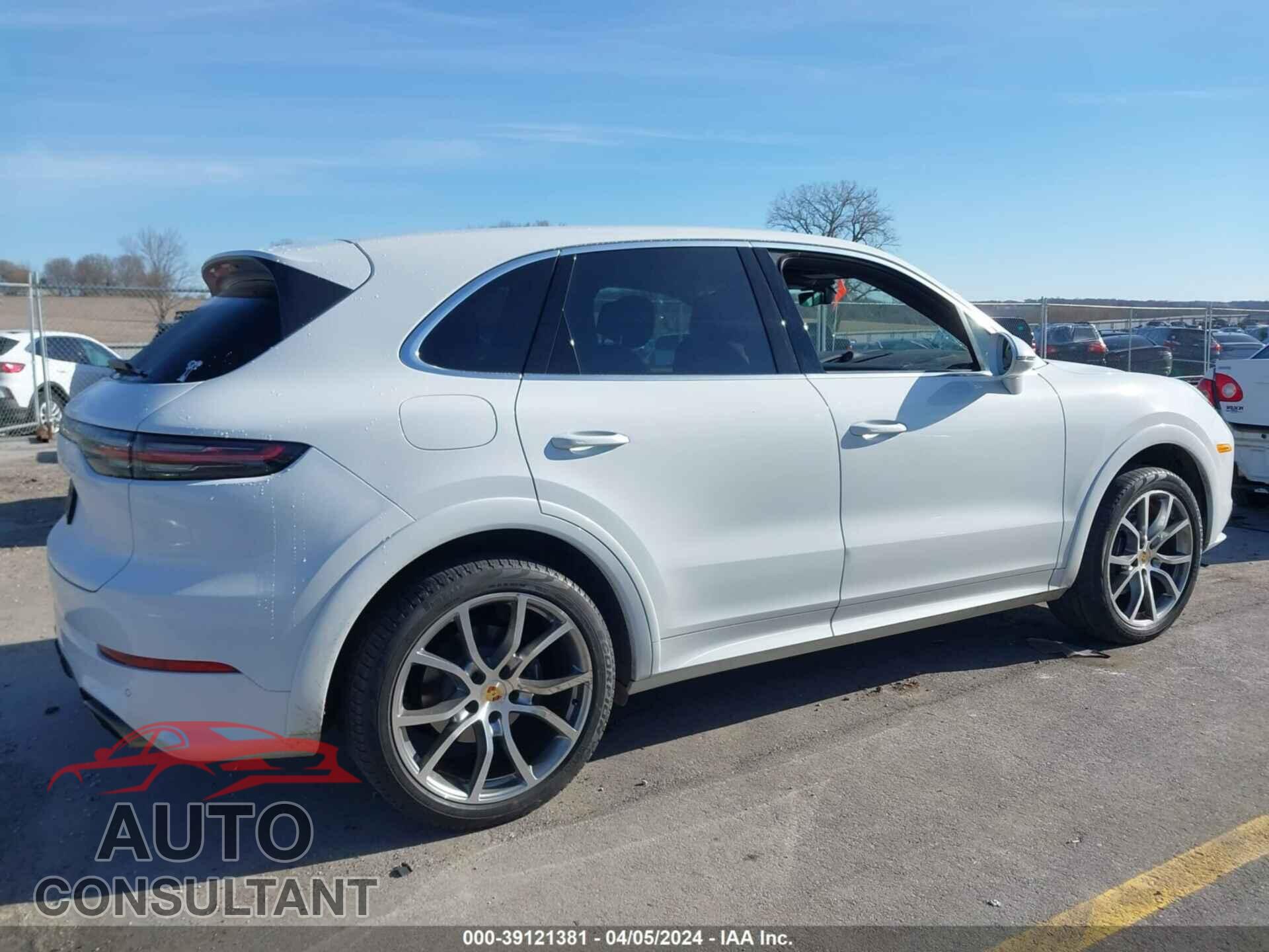 PORSCHE CAYENNE 2019 - WP1AA2AY5KDA10387