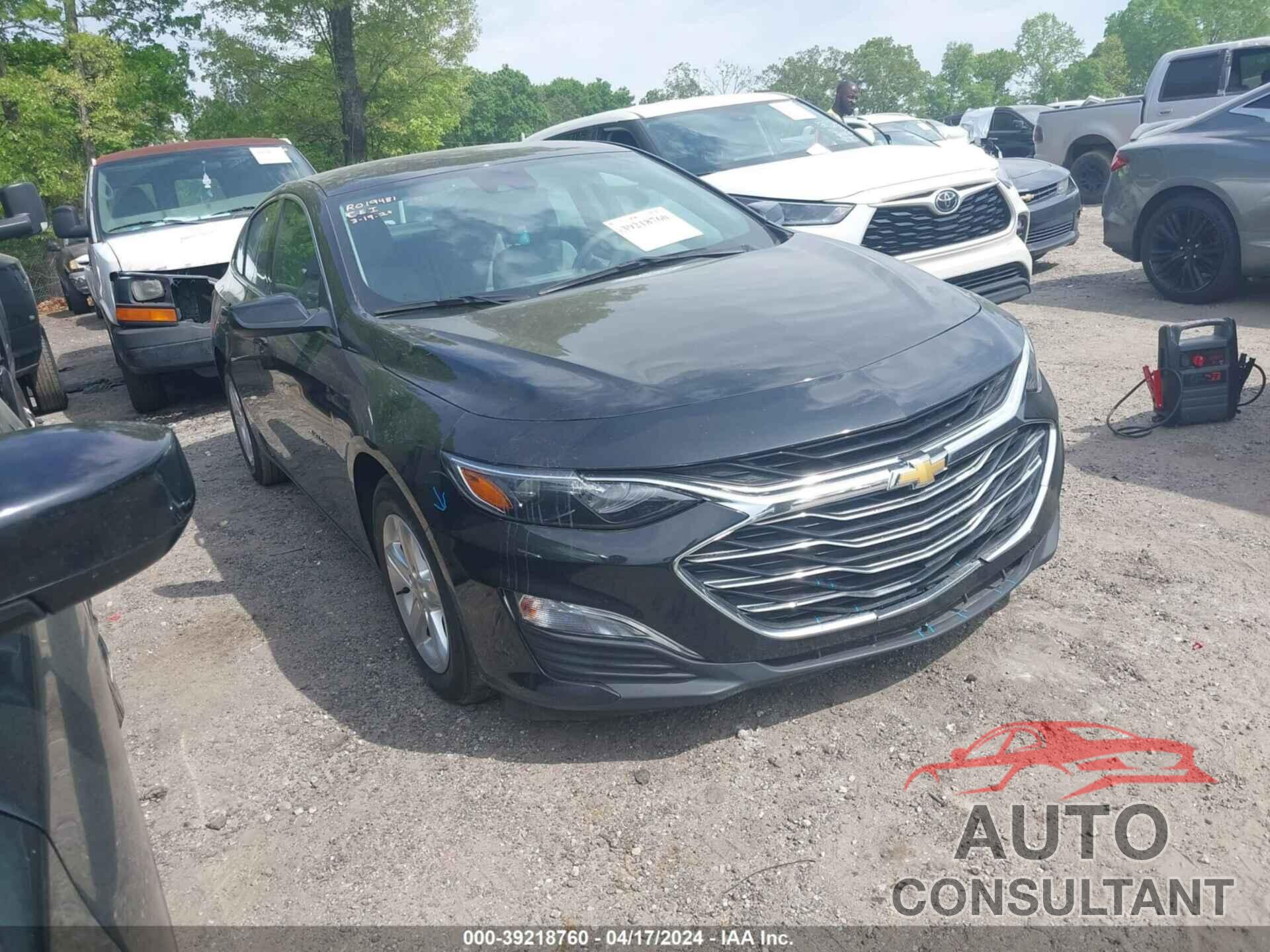 CHEVROLET MALIBU 2020 - 1G1ZC5ST2LF130634