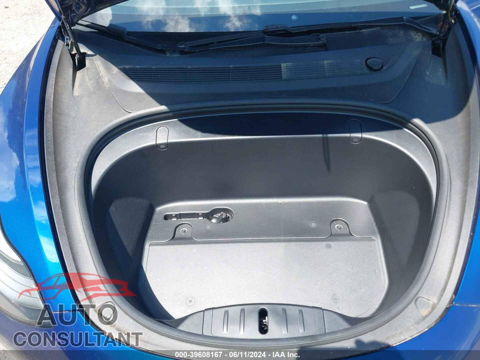 TESLA MODEL 3 2019 - 5YJ3E1EB7KF421832