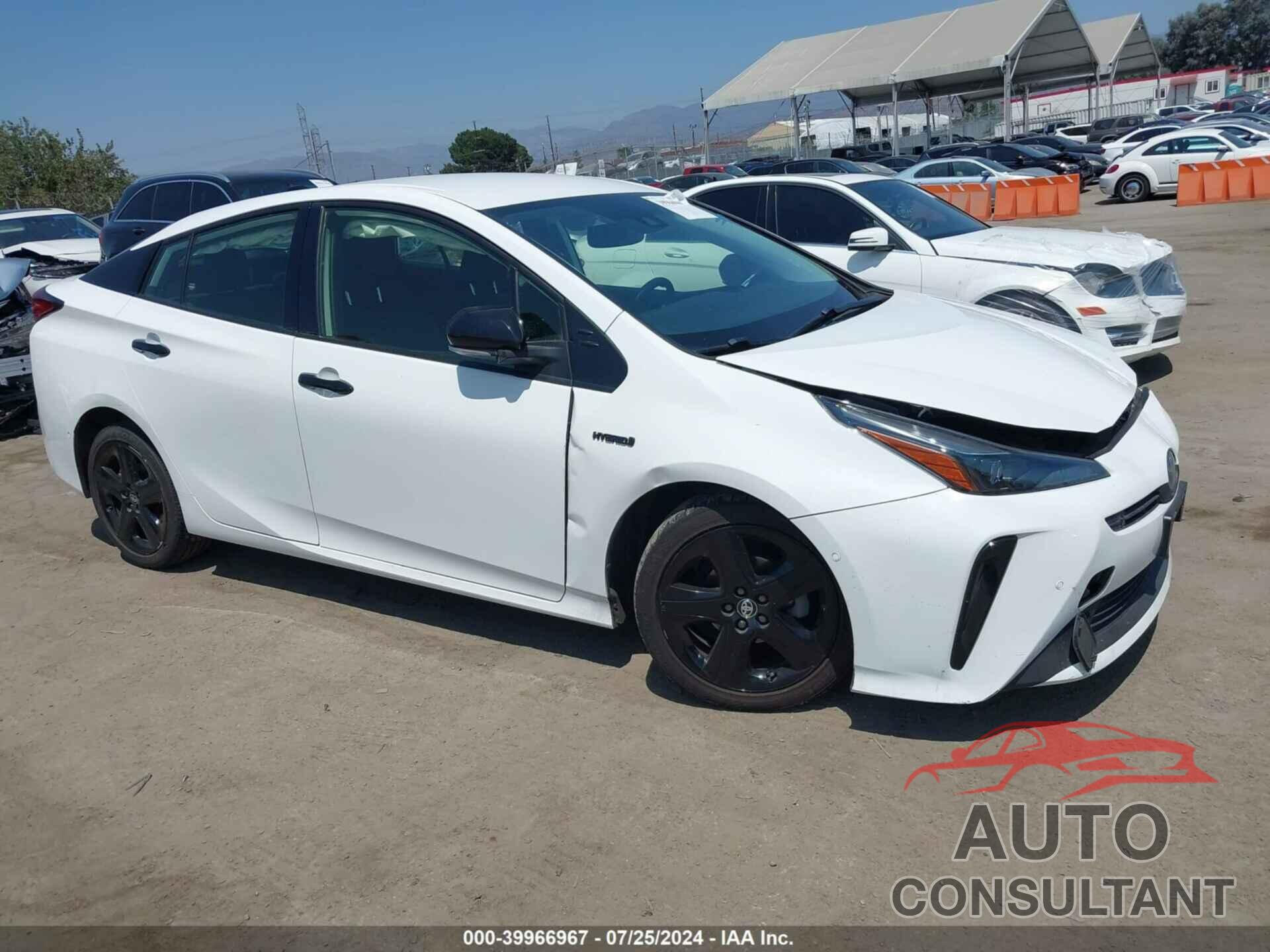 TOYOTA PRIUS 2022 - JTDKAMFUXN3167656