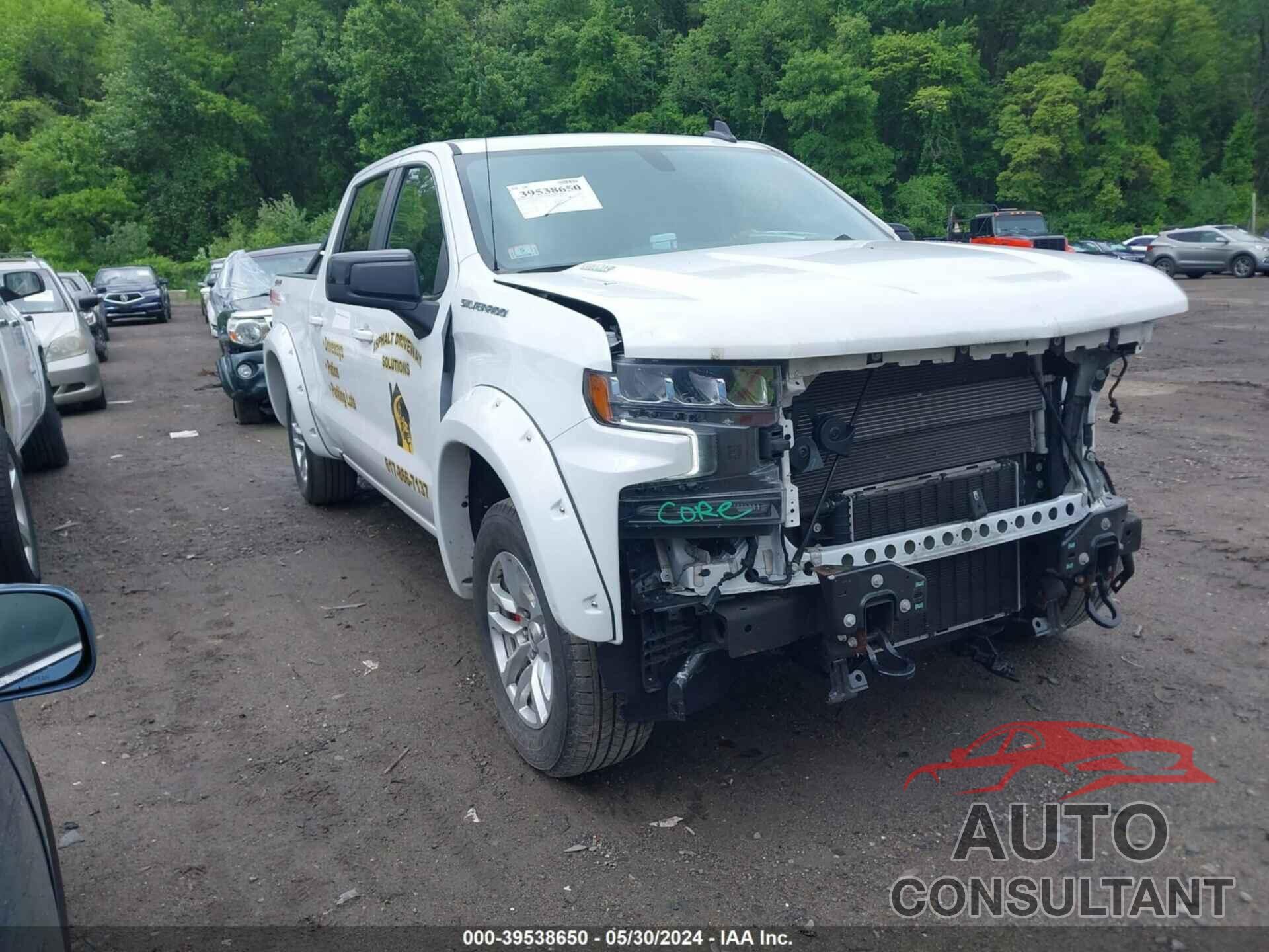 CHEVROLET SILVERADO 1500 2021 - 3GCUYEET9MG134517