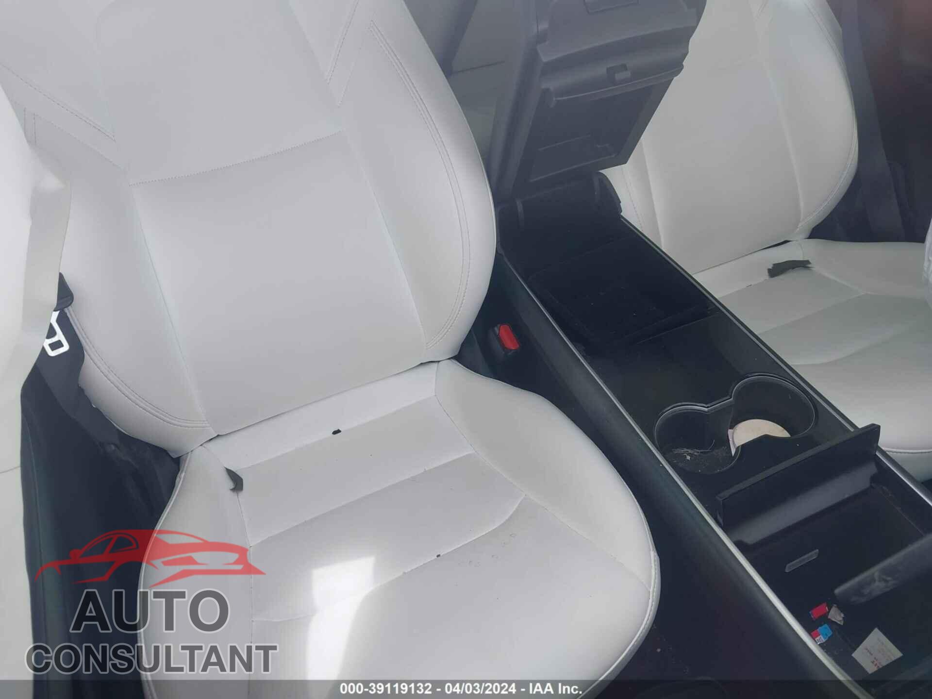 TESLA MODEL 3 2019 - 5YJ3E1EA2KF417727