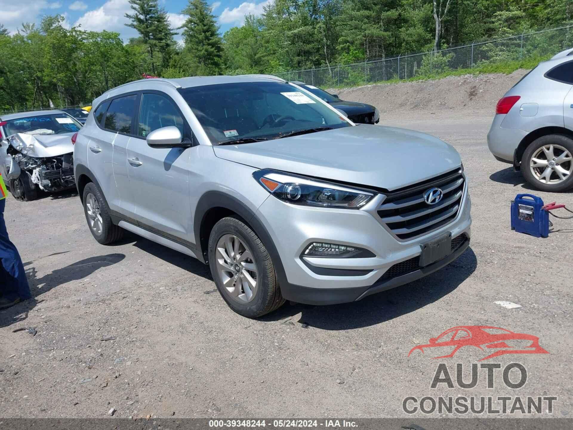 HYUNDAI TUCSON 2017 - KM8J3CA40HU511335