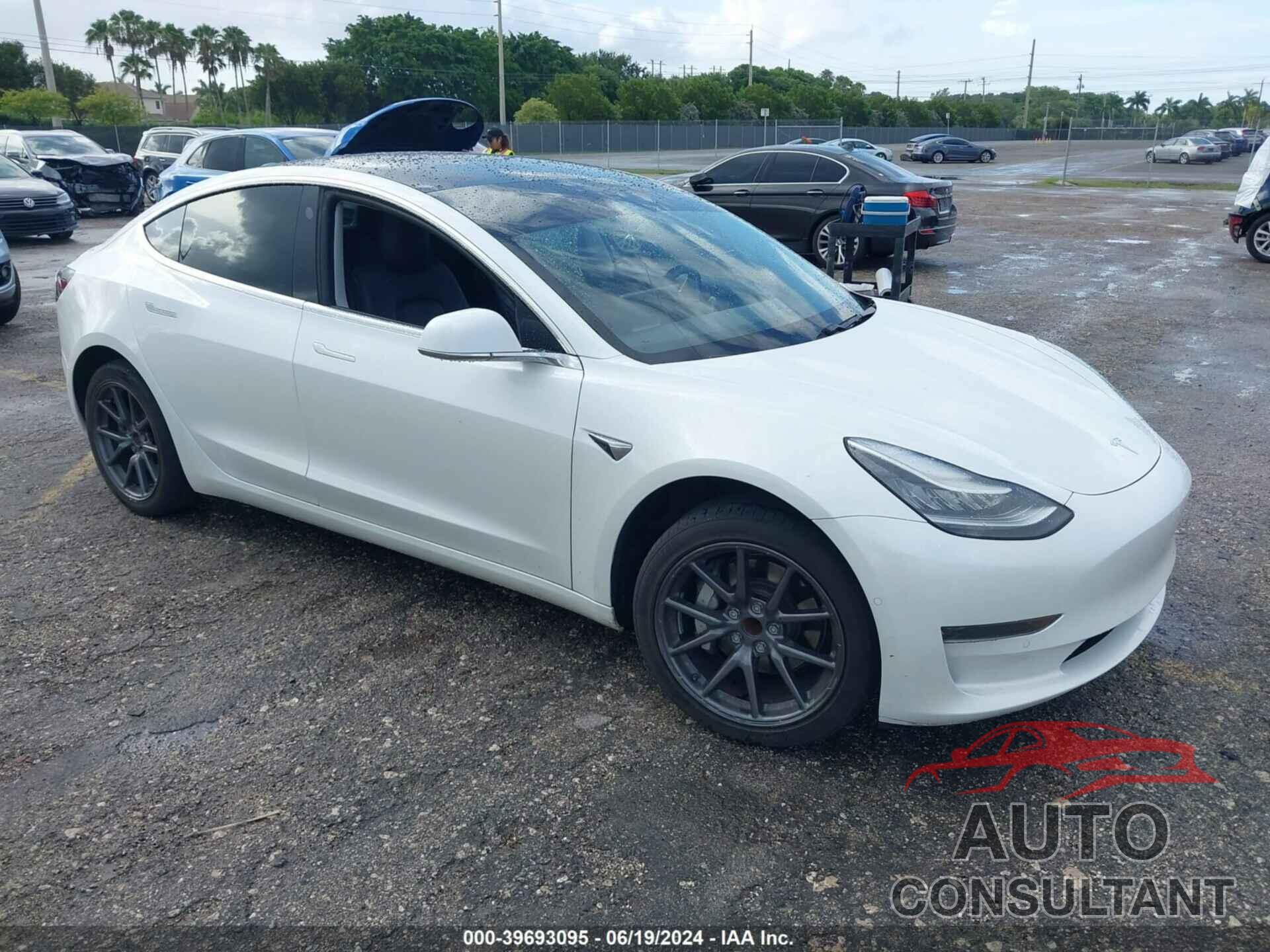 TESLA MODEL 3 2020 - 5YJ3E1EA7LF660483