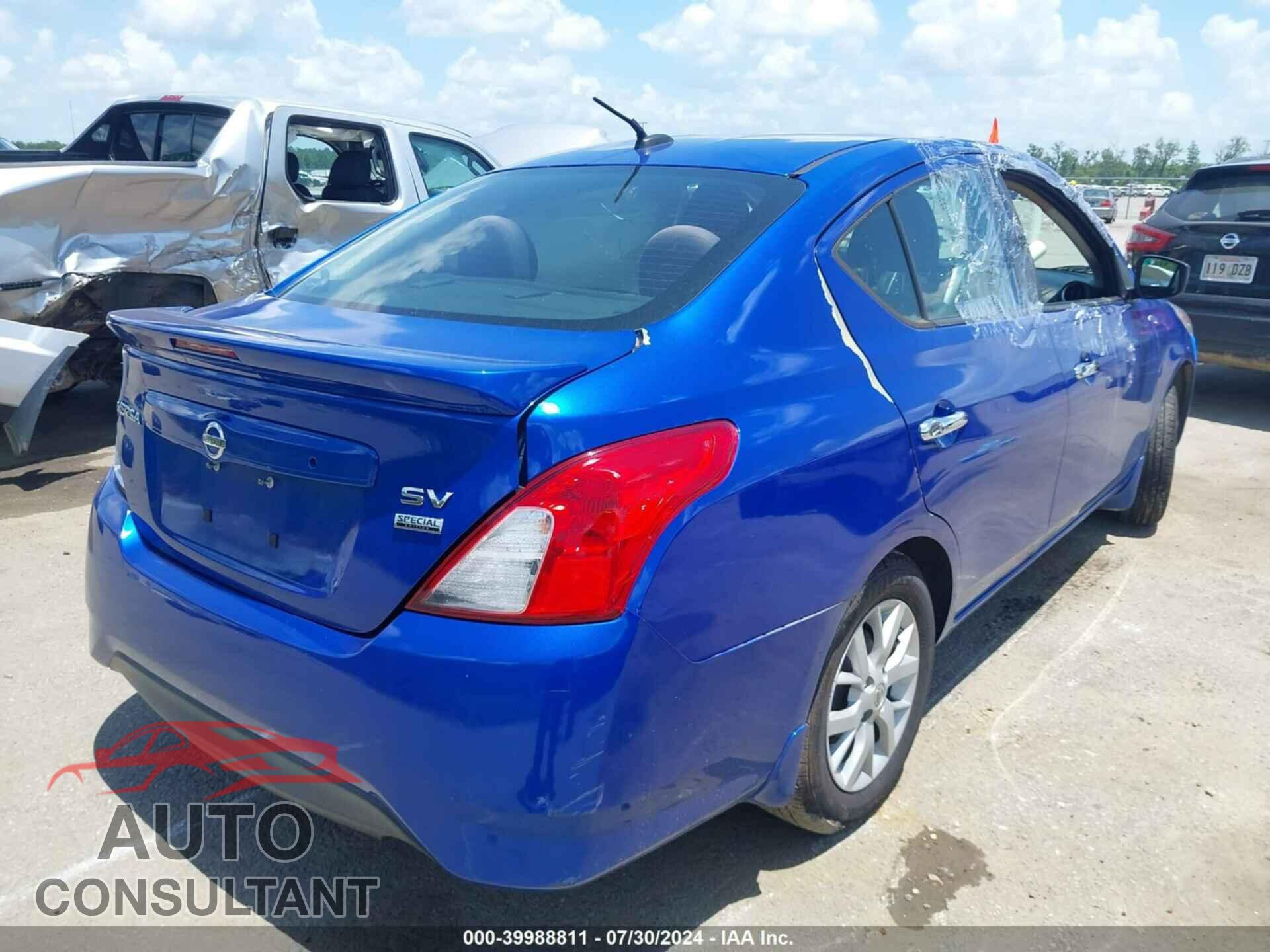 NISSAN VERSA 2017 - 3N1CN7AP3HL804975