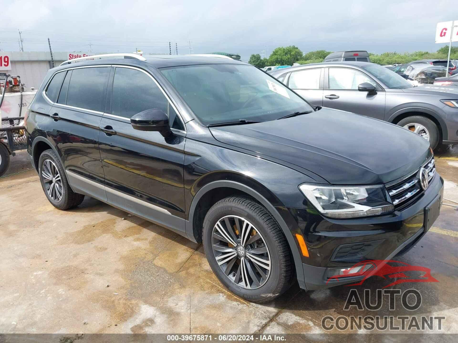 VOLKSWAGEN TIGUAN 2018 - 3VV2B7AX8JM029432