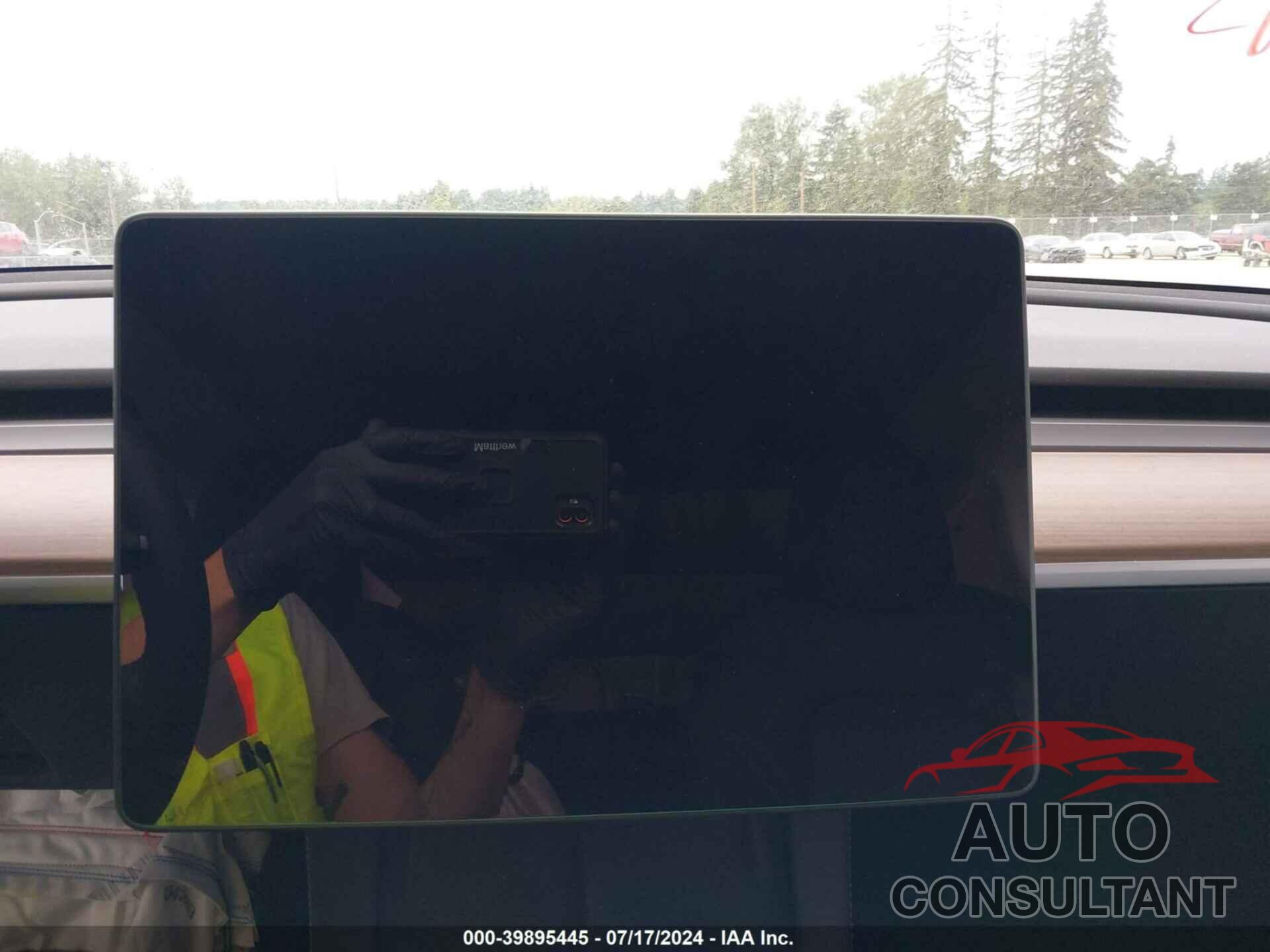 TESLA MODEL Y 2023 - 7SAYGDEE9PF880205