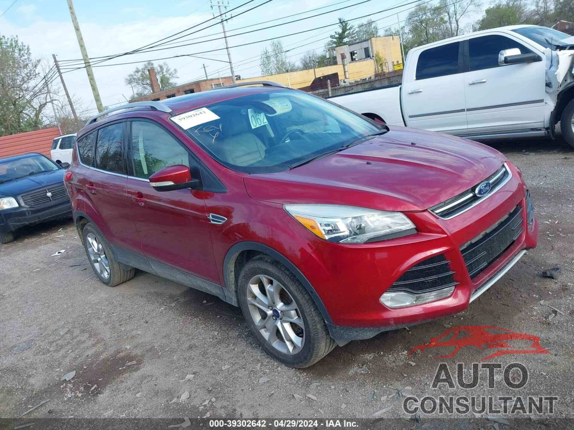 FORD ESCAPE 2016 - 1FMCU9JX9GUA95996