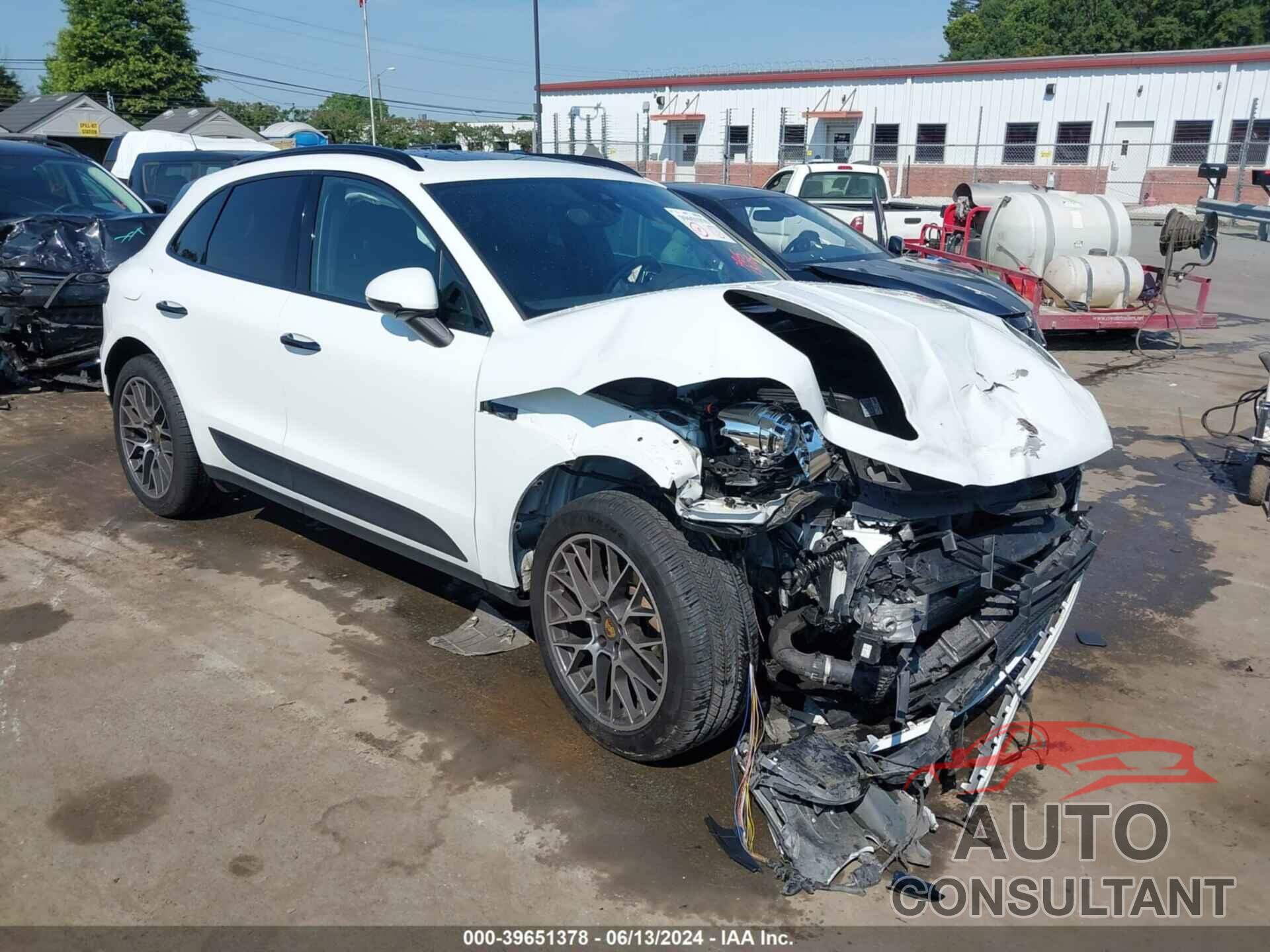 PORSCHE MACAN 2018 - WP1AA2A51JLB23764