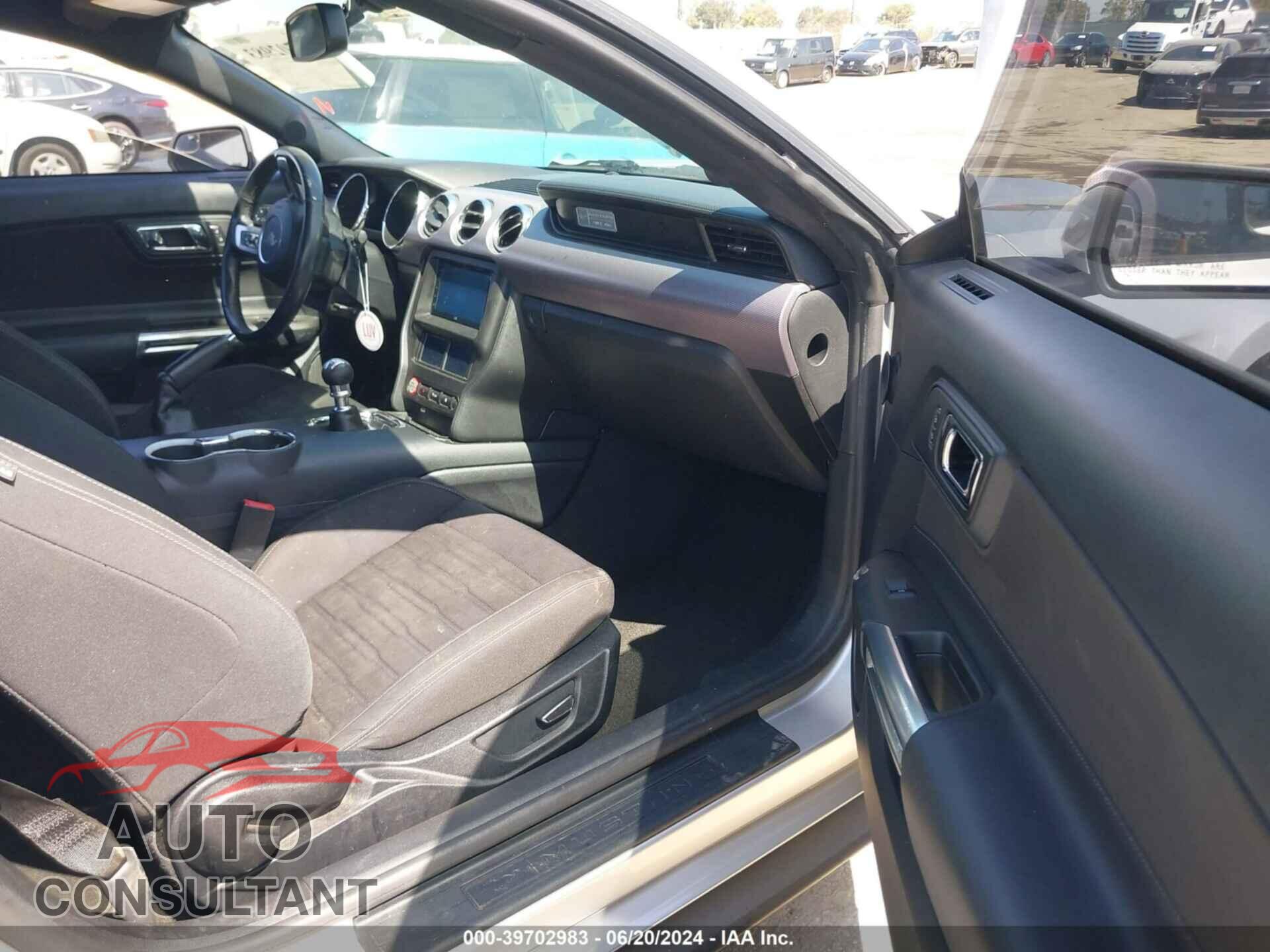 FORD MUSTANG 2016 - 1FA6P8TH3G5252995