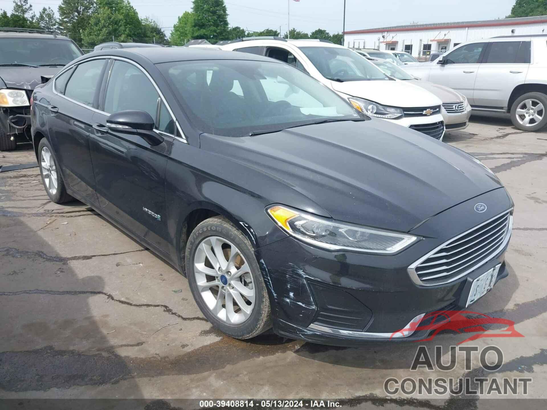 FORD FUSION HYBRID 2019 - 3FA6P0MU4KR182572