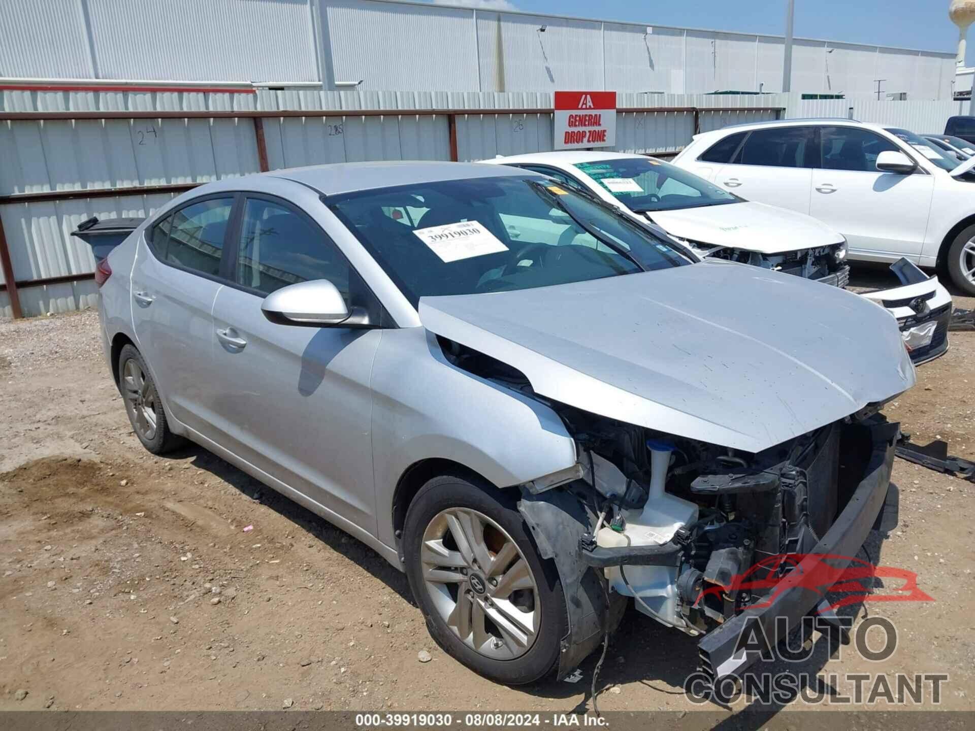 HYUNDAI ELANTRA 2019 - 5NPD84LF4KH441606