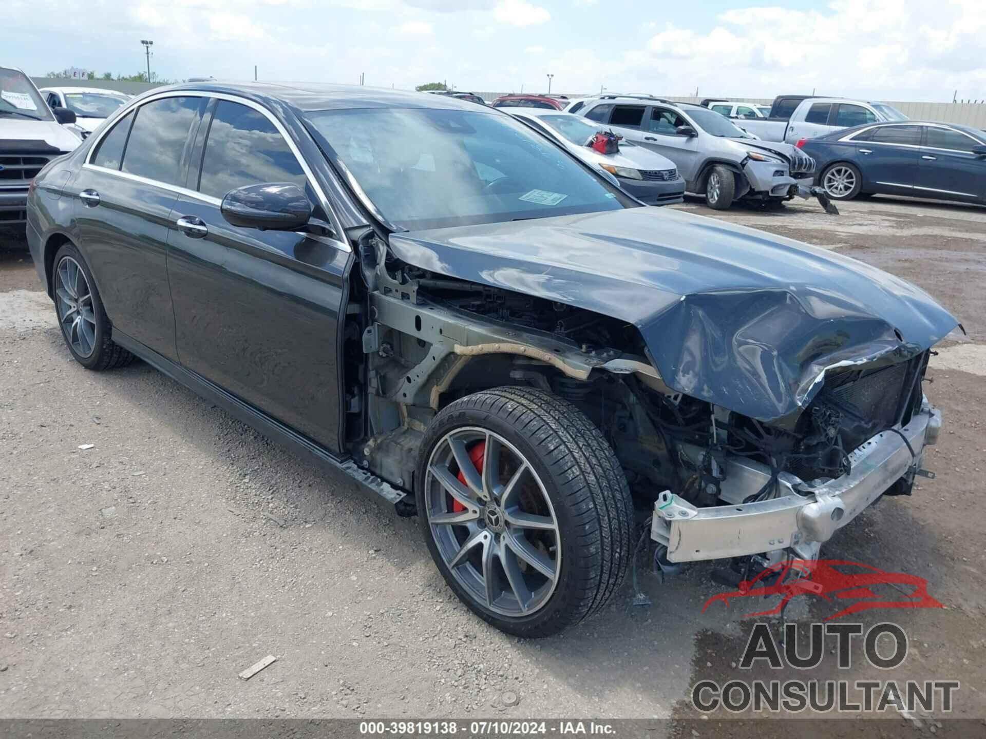 MERCEDES-BENZ E 350 2021 - W1KZF8DB7MA932136