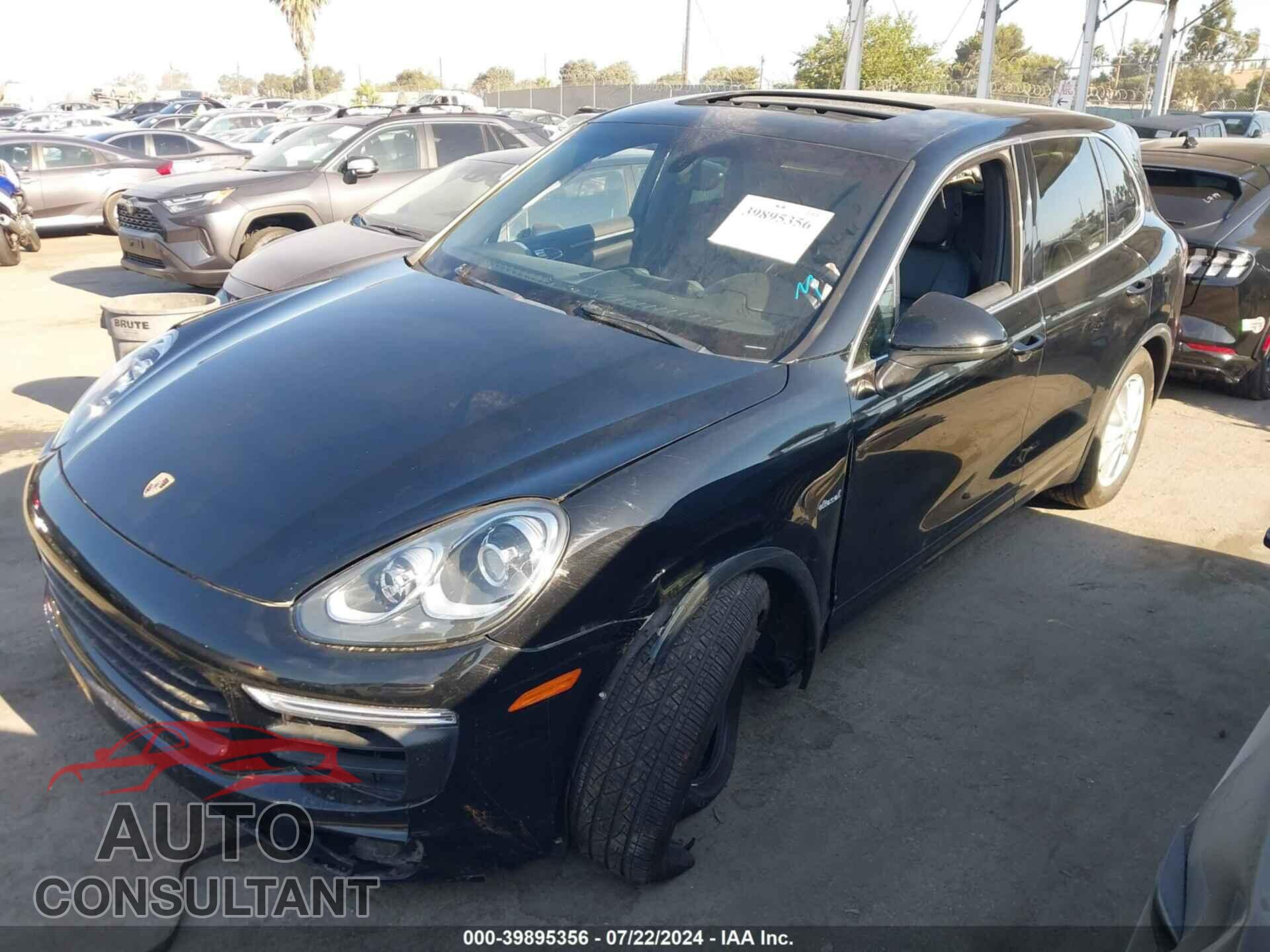 PORSCHE CAYENNE 2015 - WP1AF2A29FLA30876