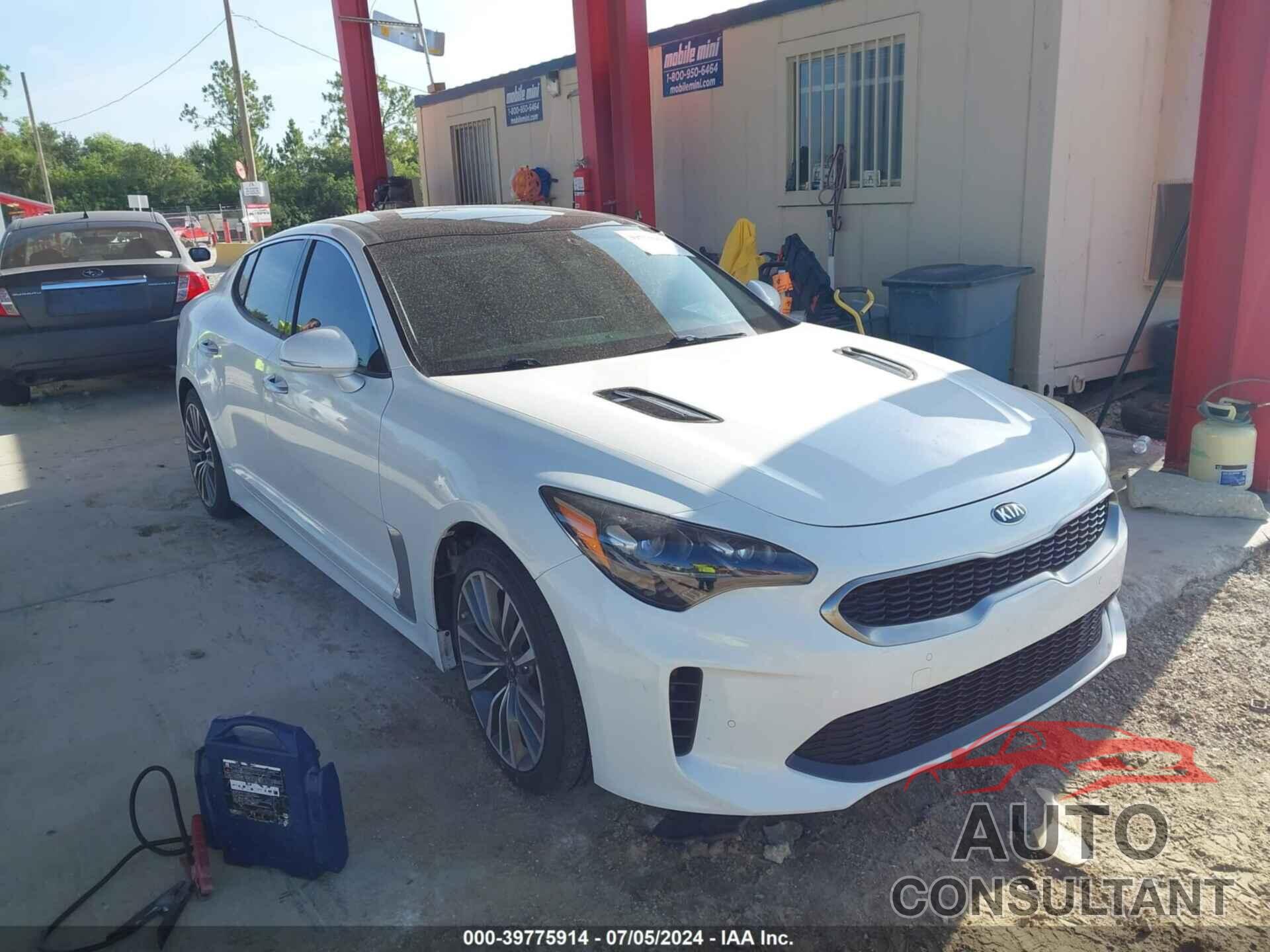 KIA STINGER 2018 - KNAE25LA6J6024686