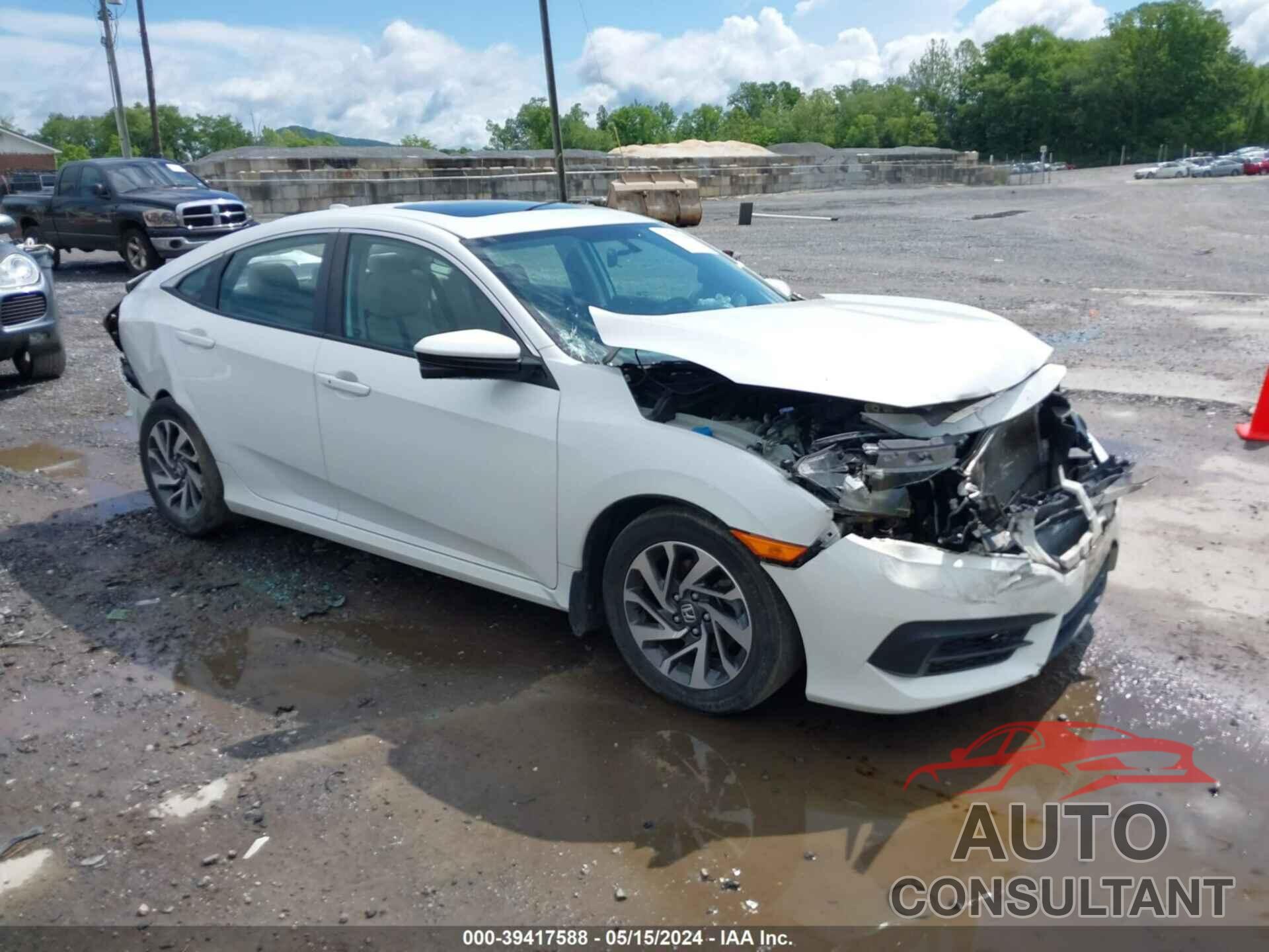 HONDA CIVIC 2018 - 2HGFC2F71JH540845