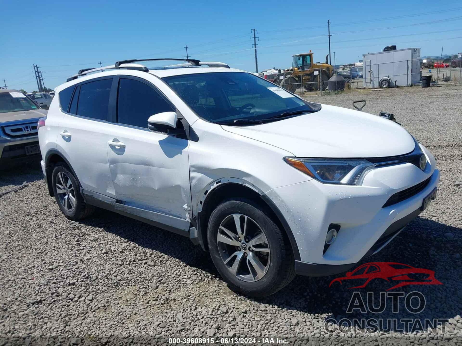 TOYOTA RAV4 2018 - 2T3RFREV8JW851622