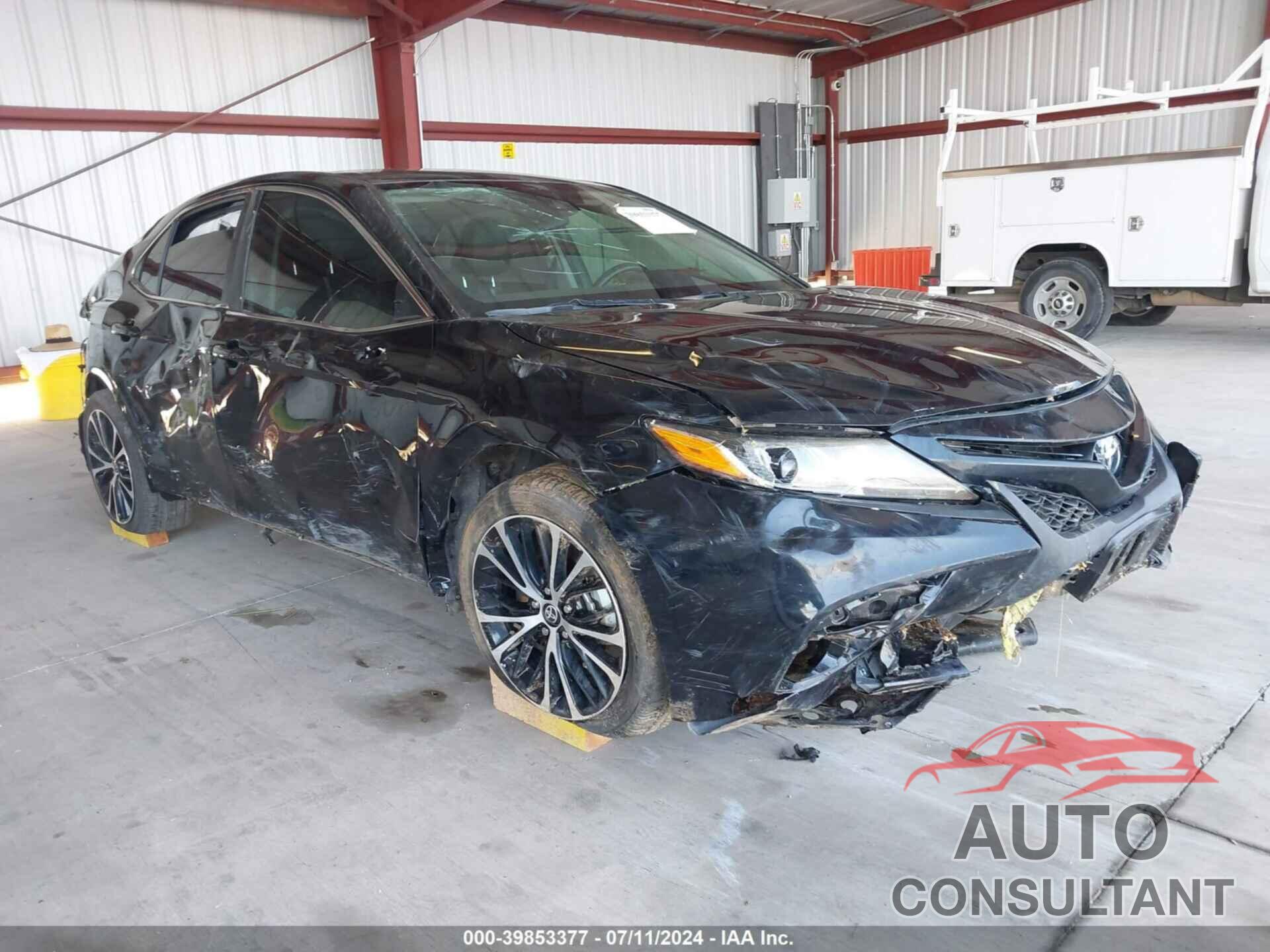 TOYOTA CAMRY 2020 - 4T1G11AK6LU971675