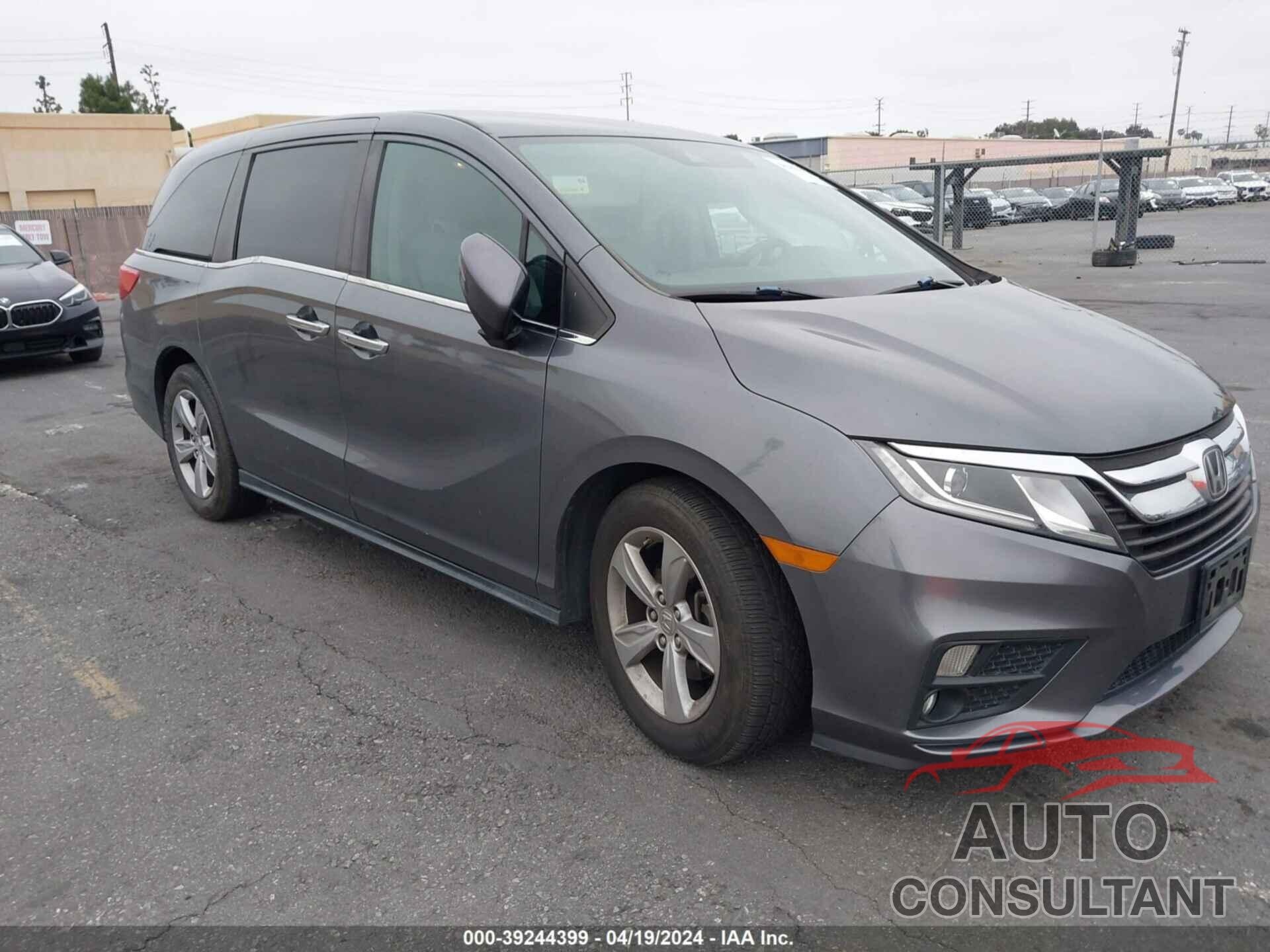 HONDA ODYSSEY 2018 - 5FNRL6H55JB007191