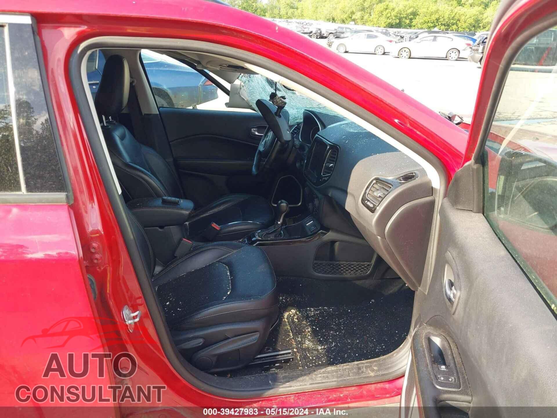 JEEP COMPASS 2019 - 3C4NJCCBXKT660084