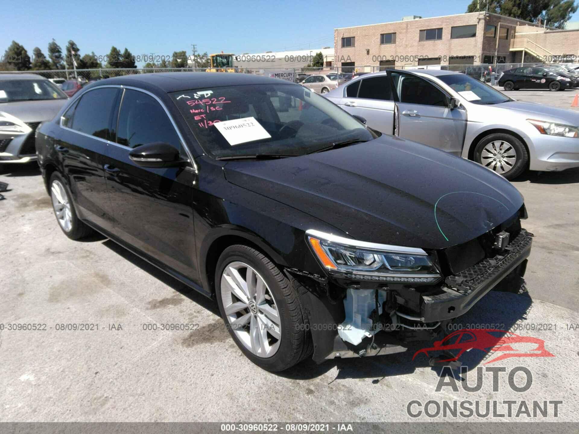 VOLKSWAGEN PASSAT 2018 - 1VWBA7A39JC023345