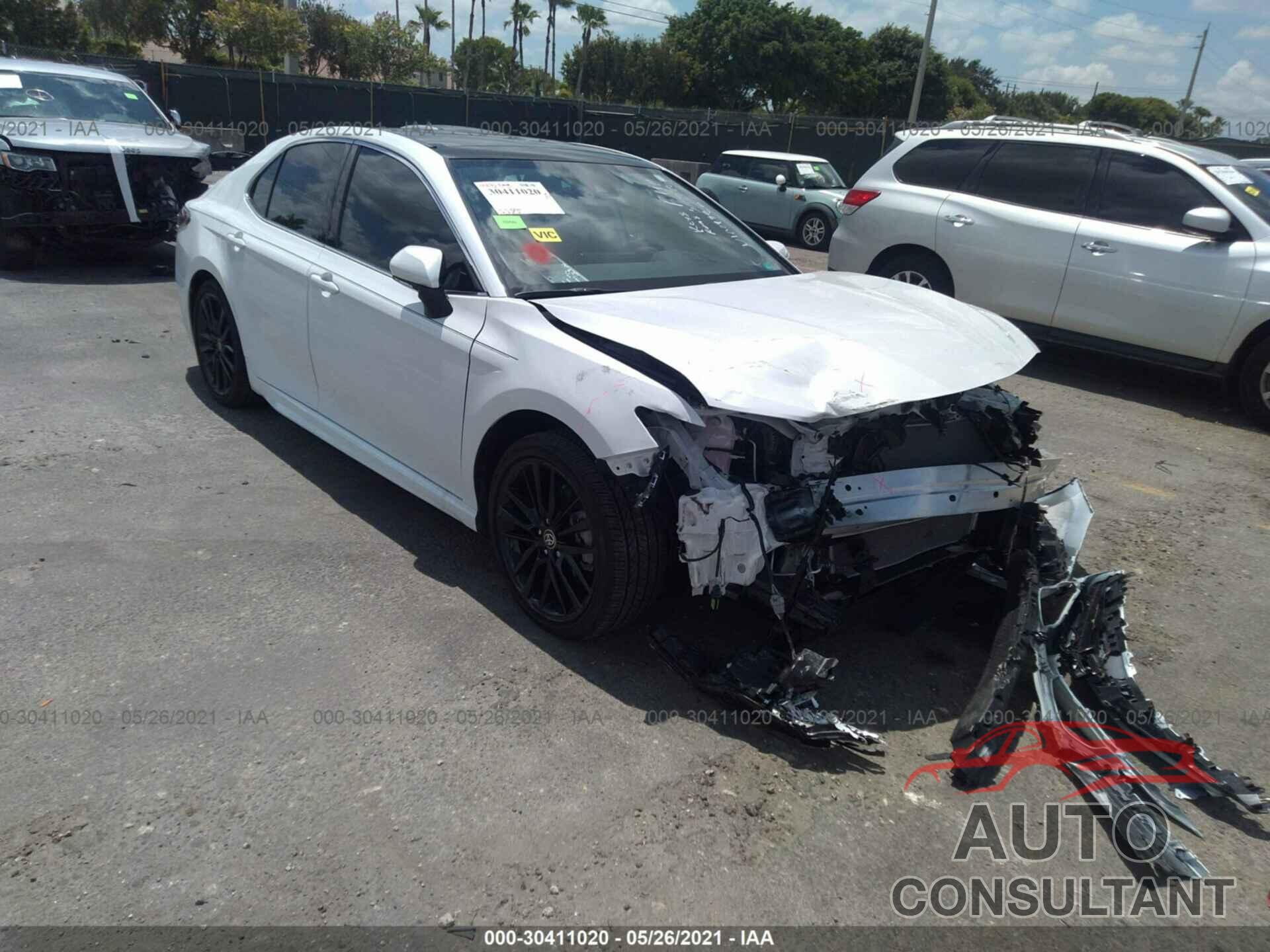 TOYOTA CAMRY 2021 - 4T1K61AK3MU532950