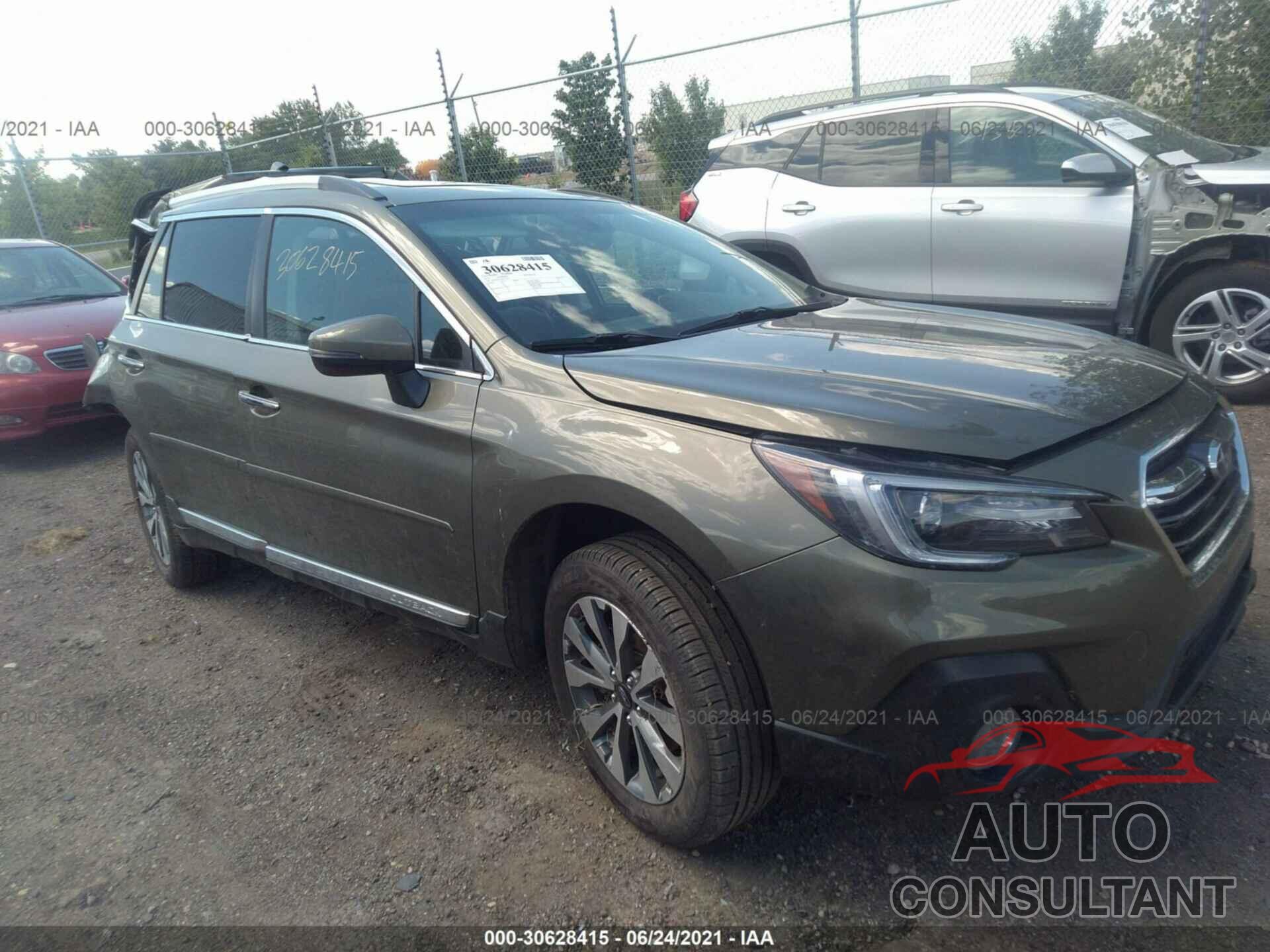 SUBARU OUTBACK 2018 - 4S4BSATC2J3215518