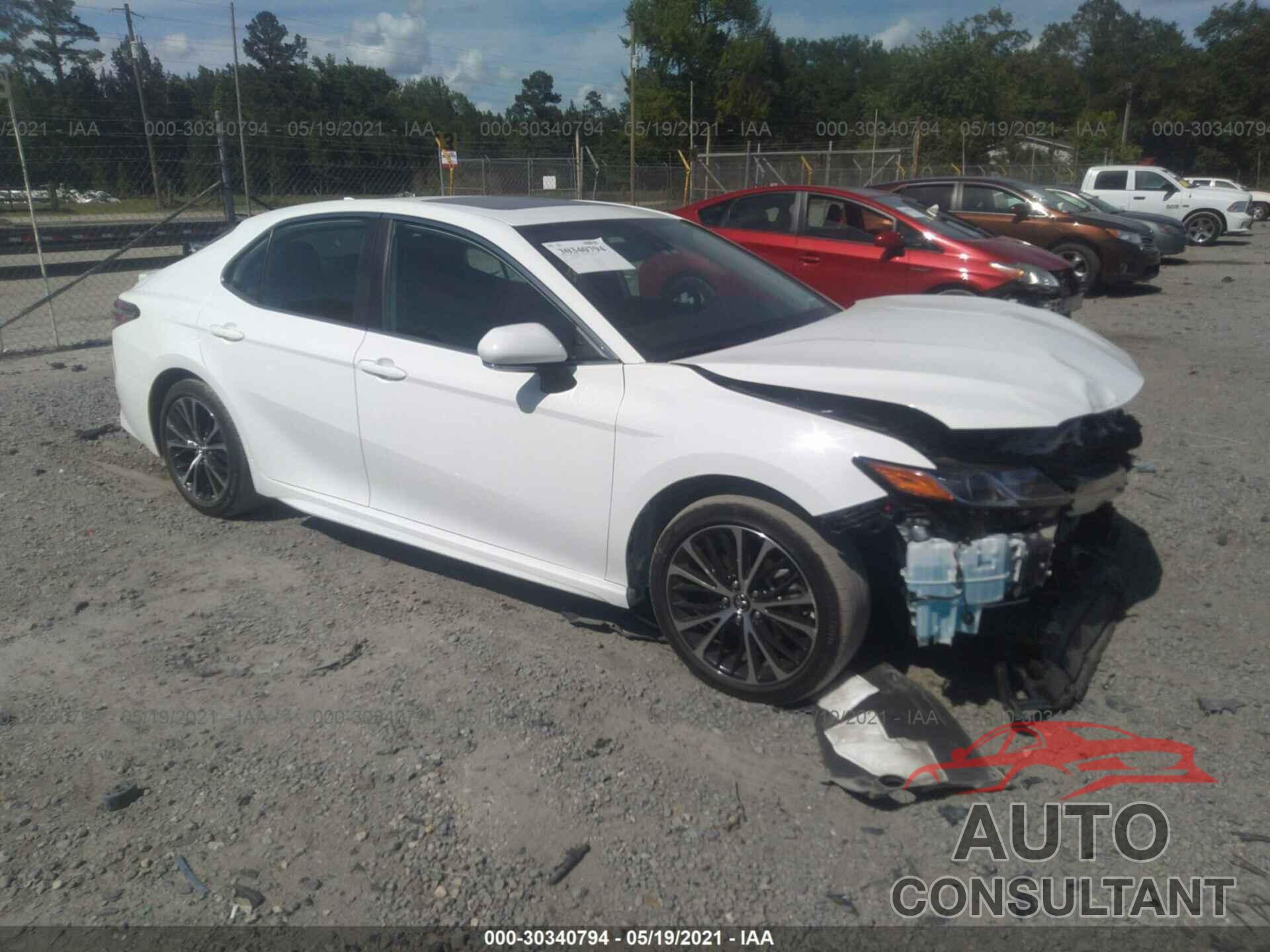 TOYOTA CAMRY 2020 - 4T1J11AK4LU303637