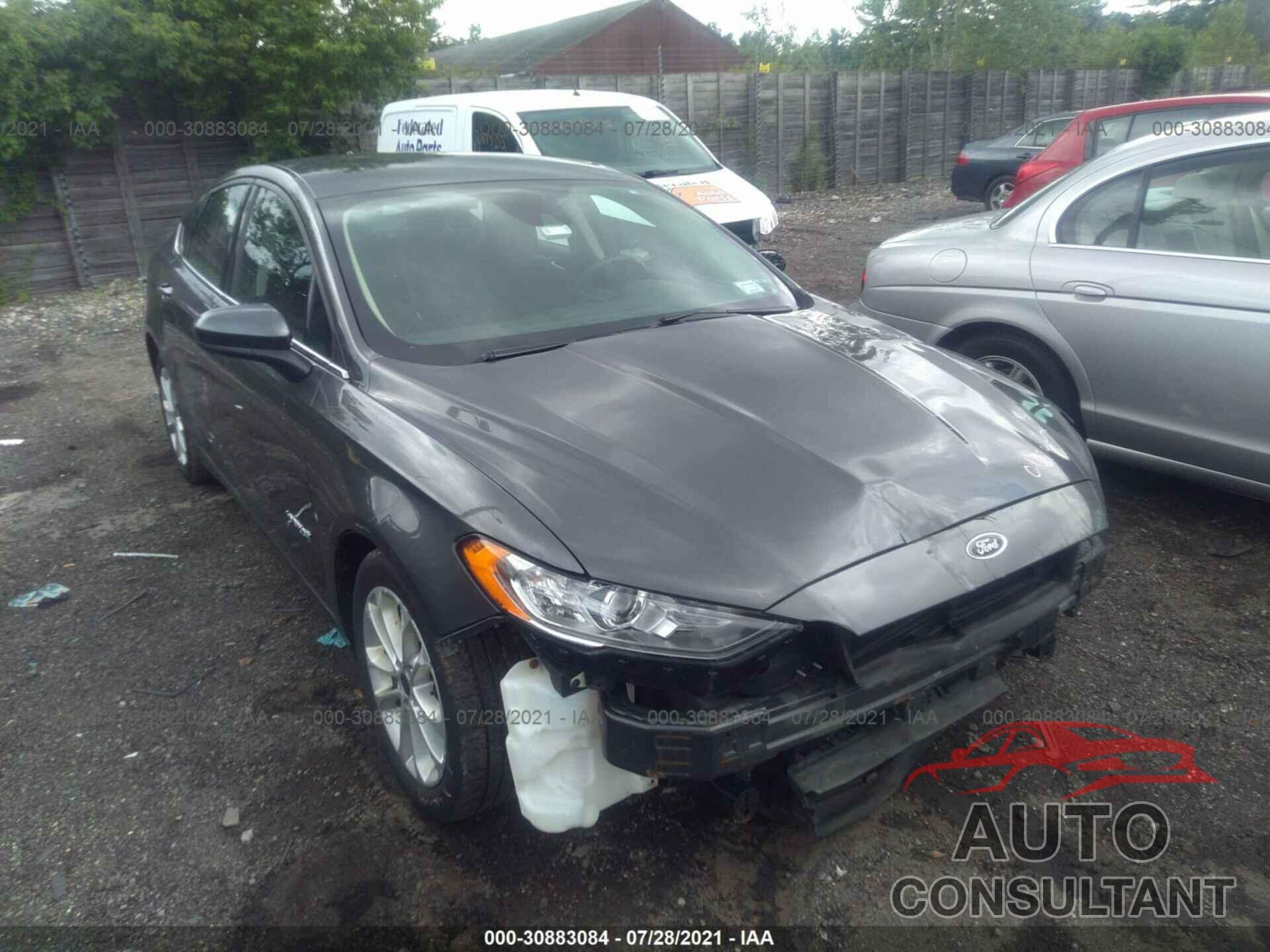 FORD FUSION HYBRID 2019 - 3FA6P0LU2KR192311