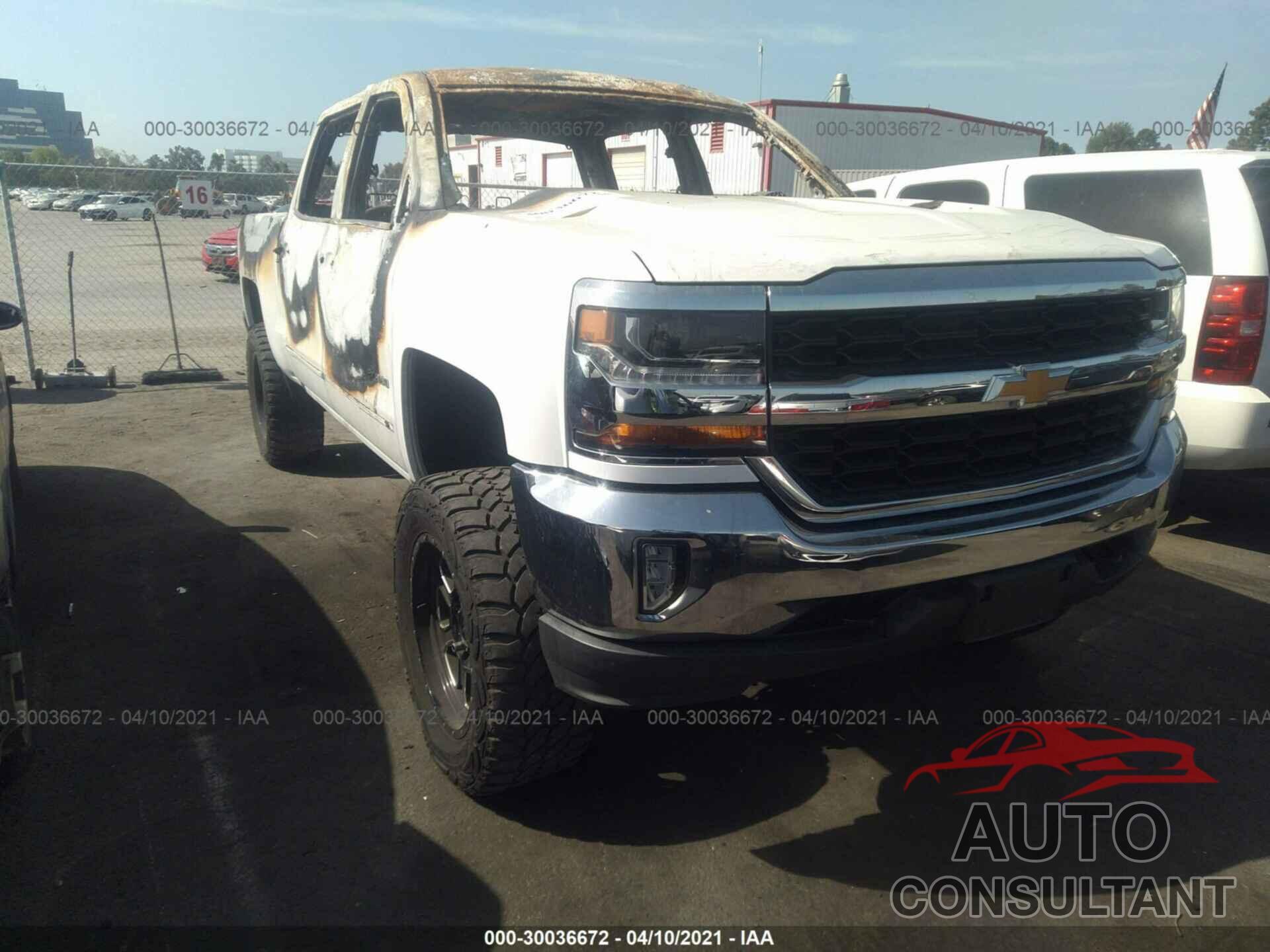 CHEVROLET SILVERADO 1500 2018 - 3GCUKREC7JG328824