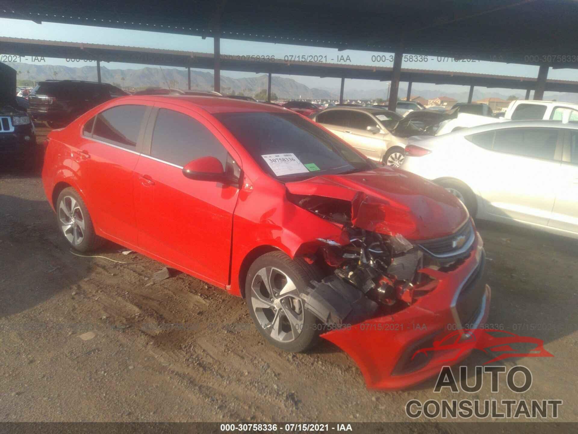 CHEVROLET SONIC 2018 - 1G1JF5SB3J4105407