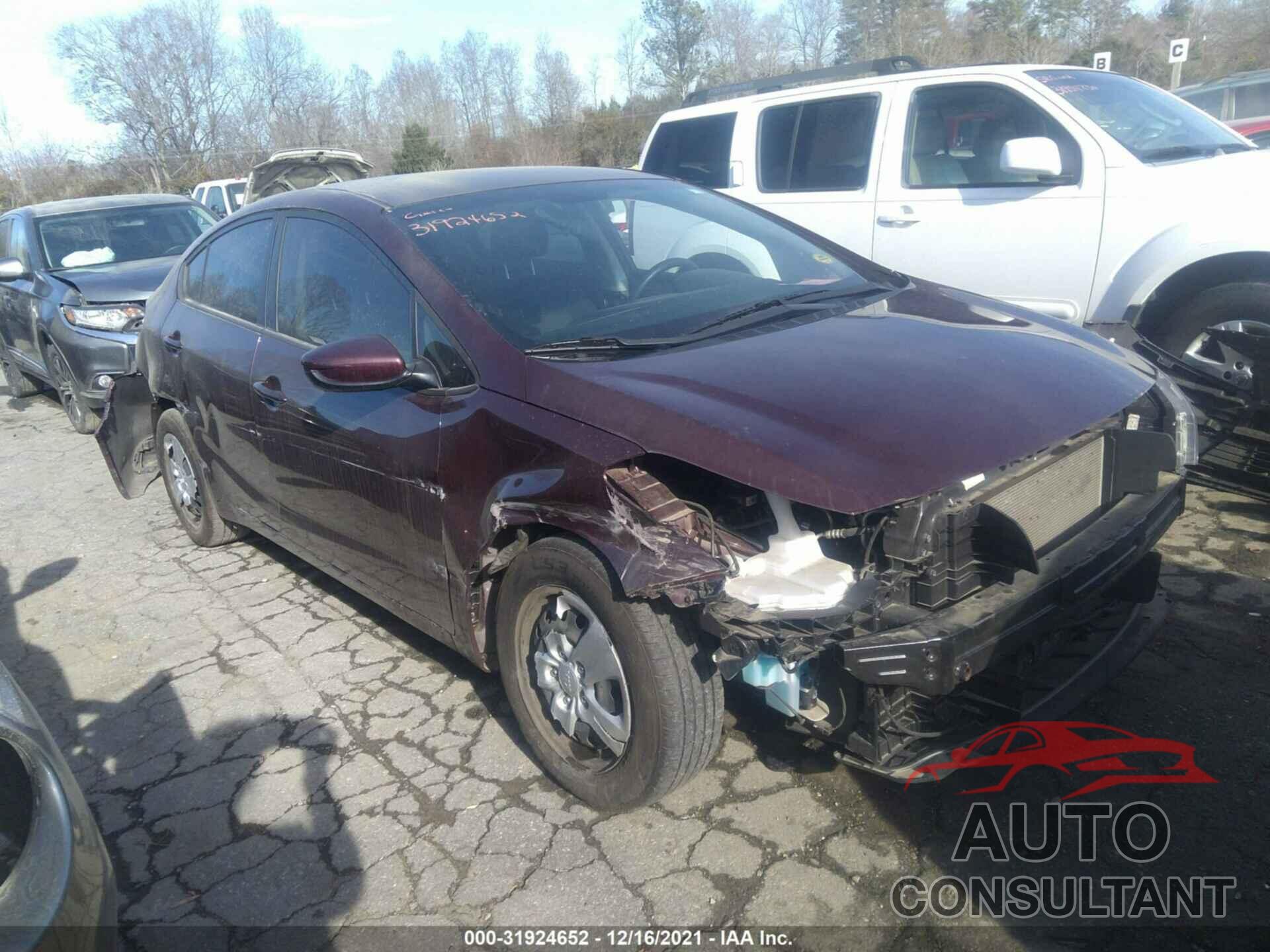 KIA FORTE 2017 - 3KPFK4A73HE129800
