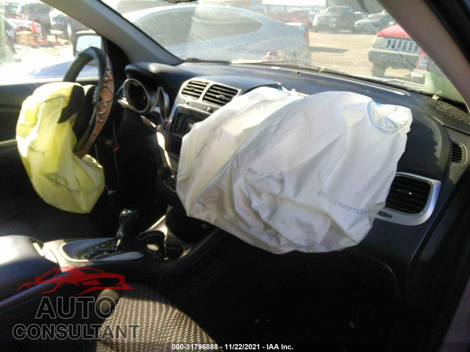 DODGE JOURNEY 2020 - 3C4PDCAB7LT279796