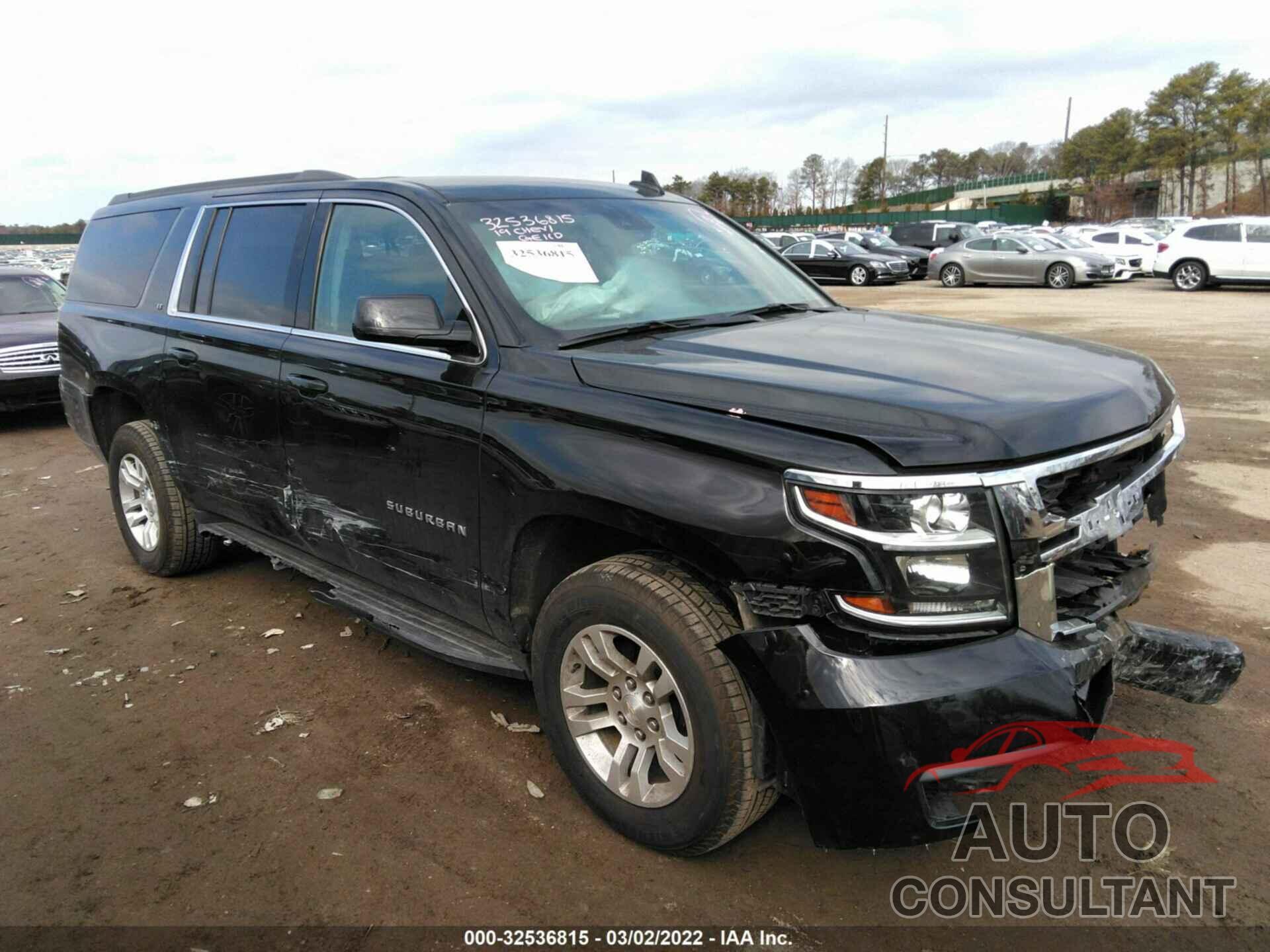 CHEVROLET SUBURBAN 2019 - 1GNSKHKC1KR366760