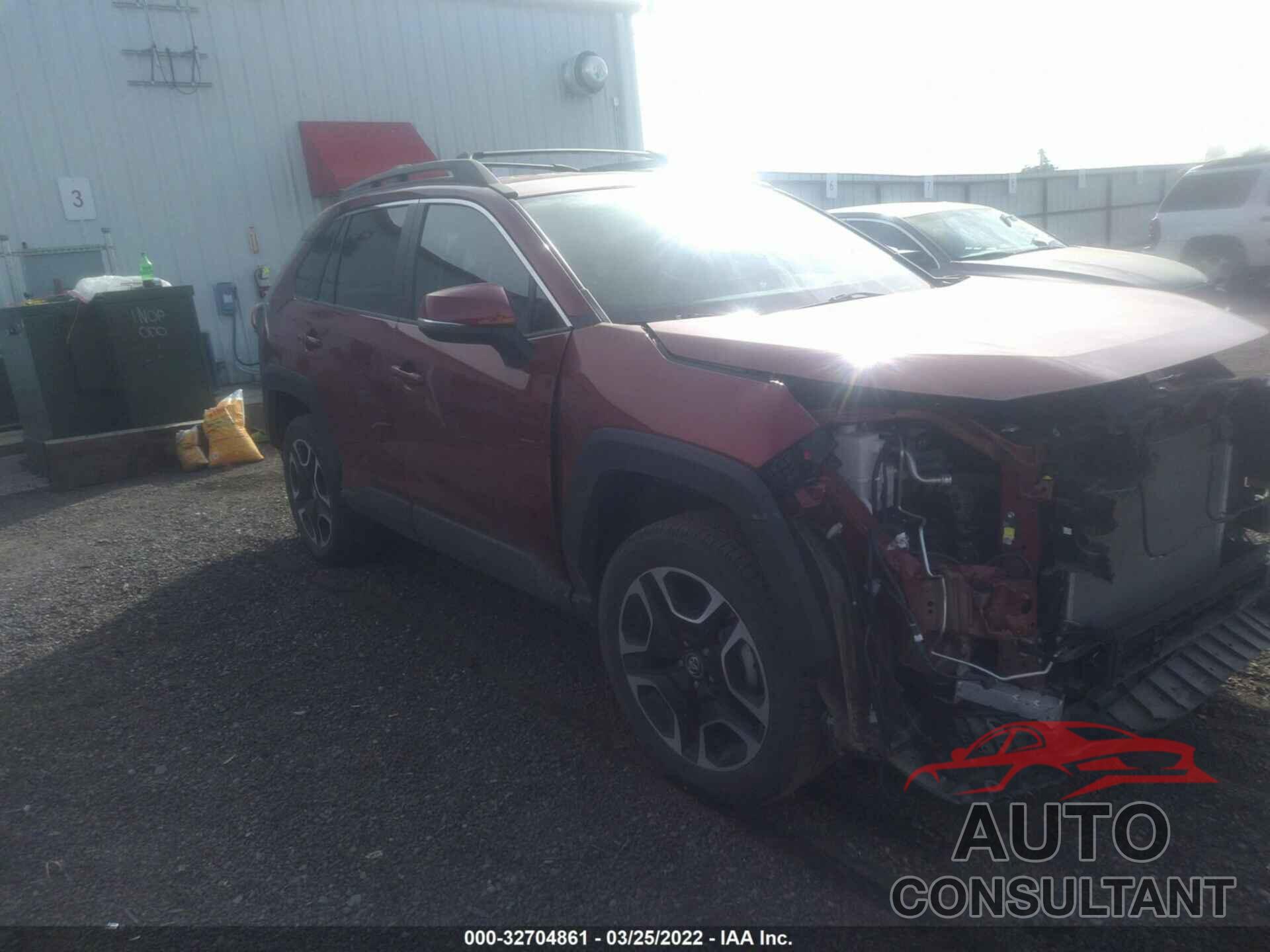 TOYOTA RAV4 2019 - 2T3J1RFV5KW019120