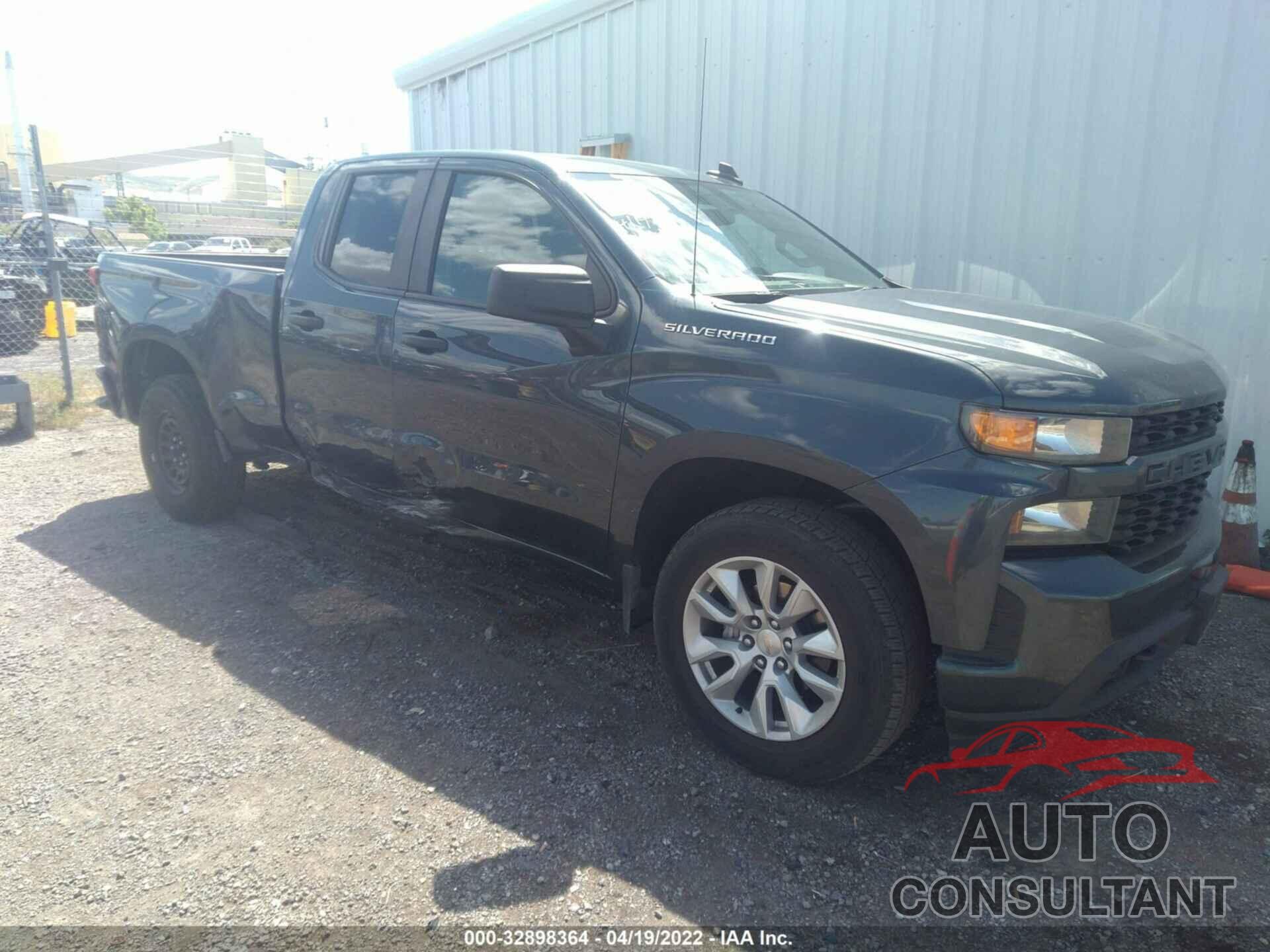 CHEVROLET SILVERADO 1500 2019 - 1GCRWBEFXKZ269877