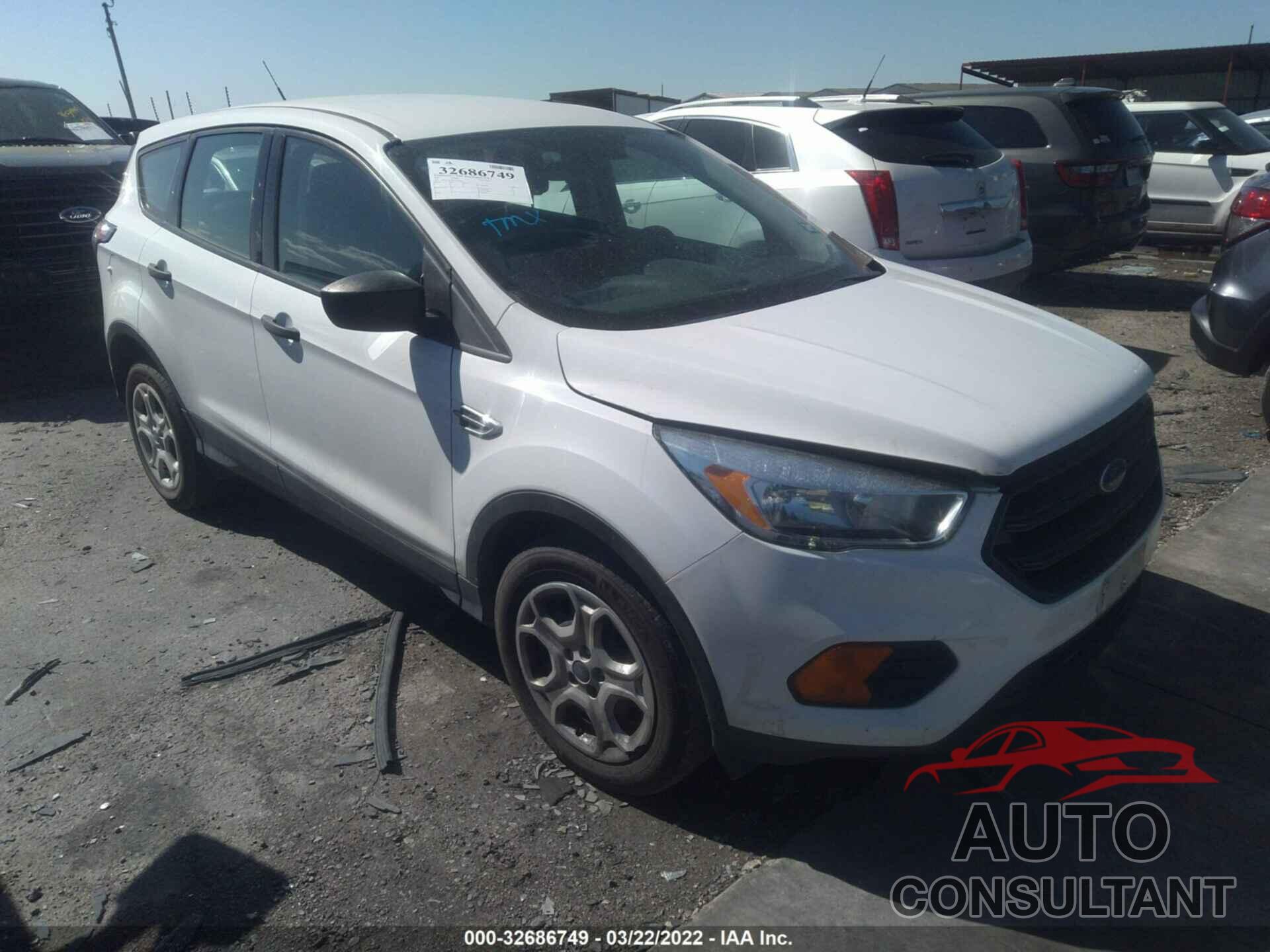 FORD ESCAPE 2017 - 1FMCU0F78HUD40177
