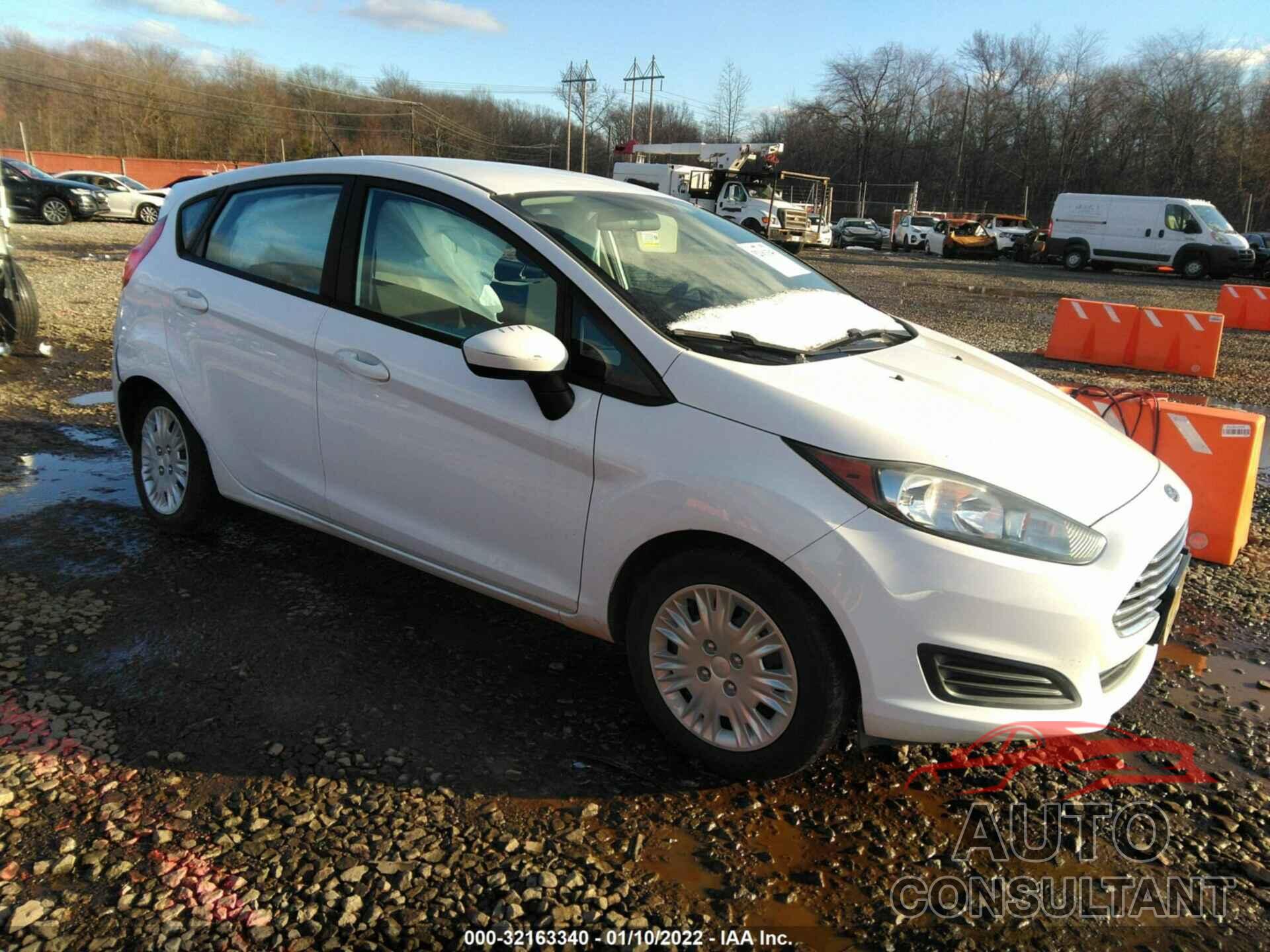 FORD FIESTA 2016 - 3FADP4TJ1GM171314