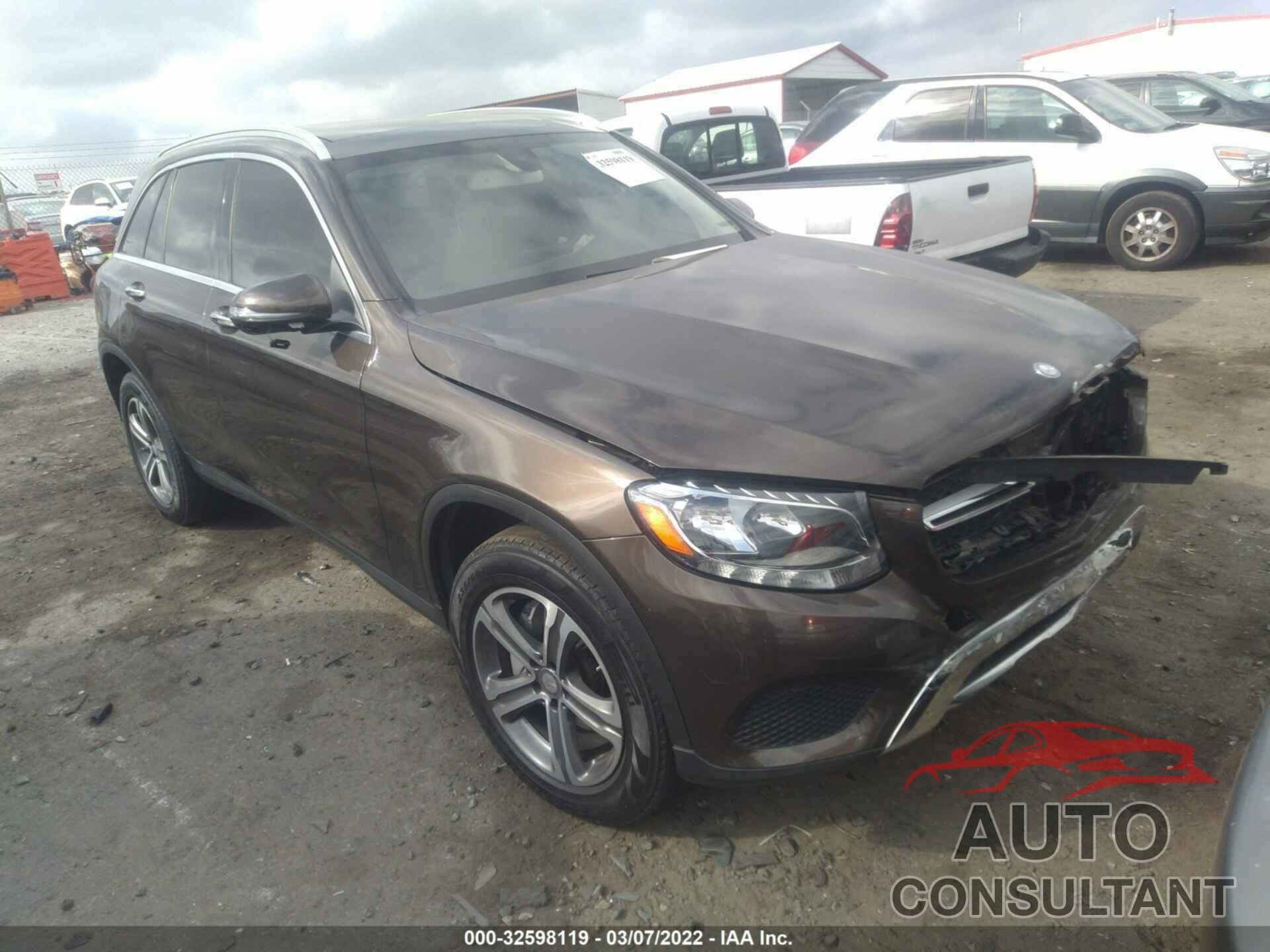 MERCEDES-BENZ GLC 2016 - WDC0G4KB1GF099348