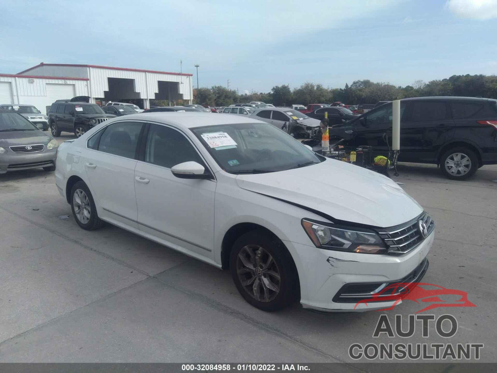 VOLKSWAGEN PASSAT 2016 - 1VWAT7A32GC037554