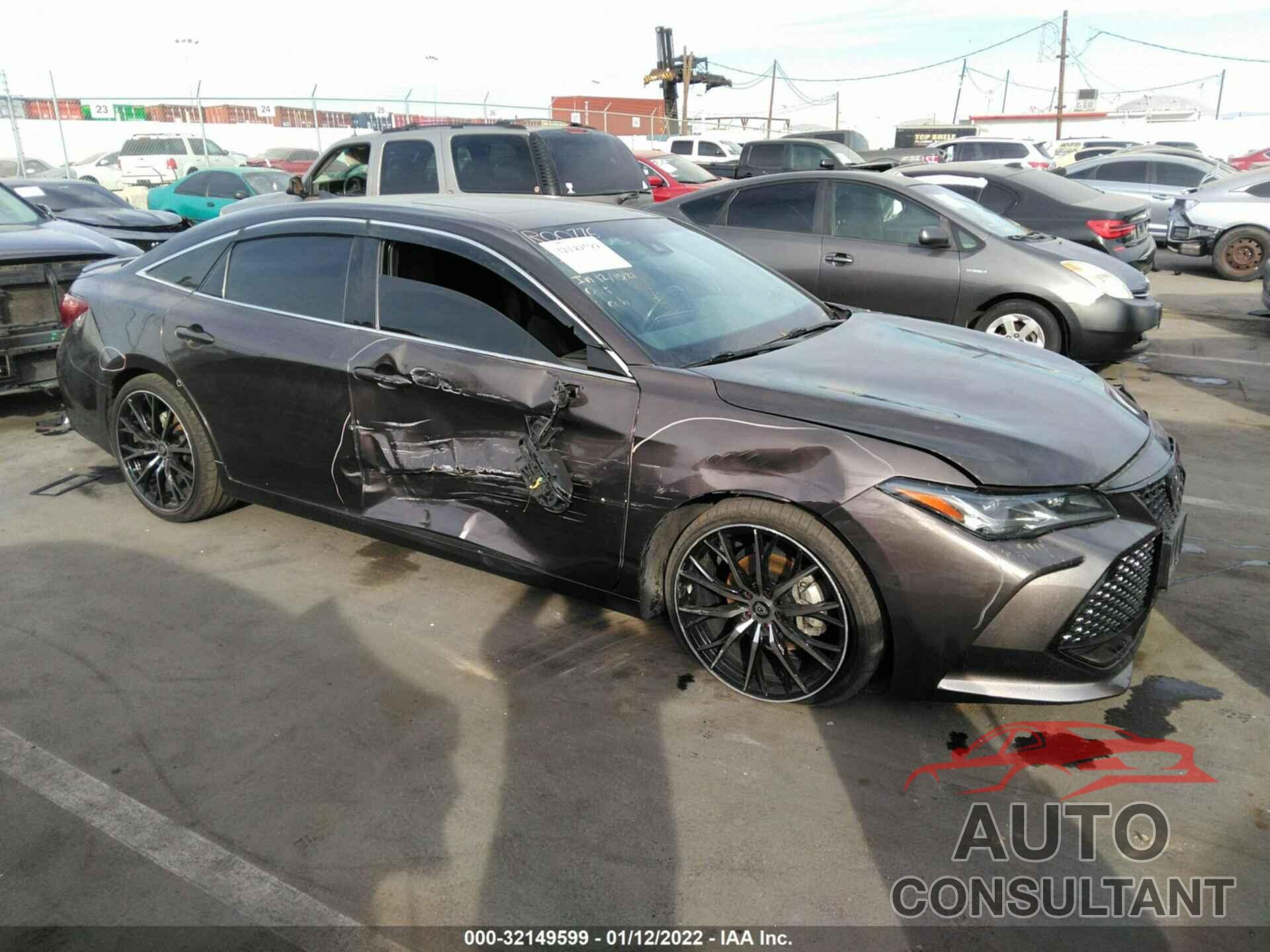 TOYOTA AVALON 2019 - 4T1BZ1FB3KU006508