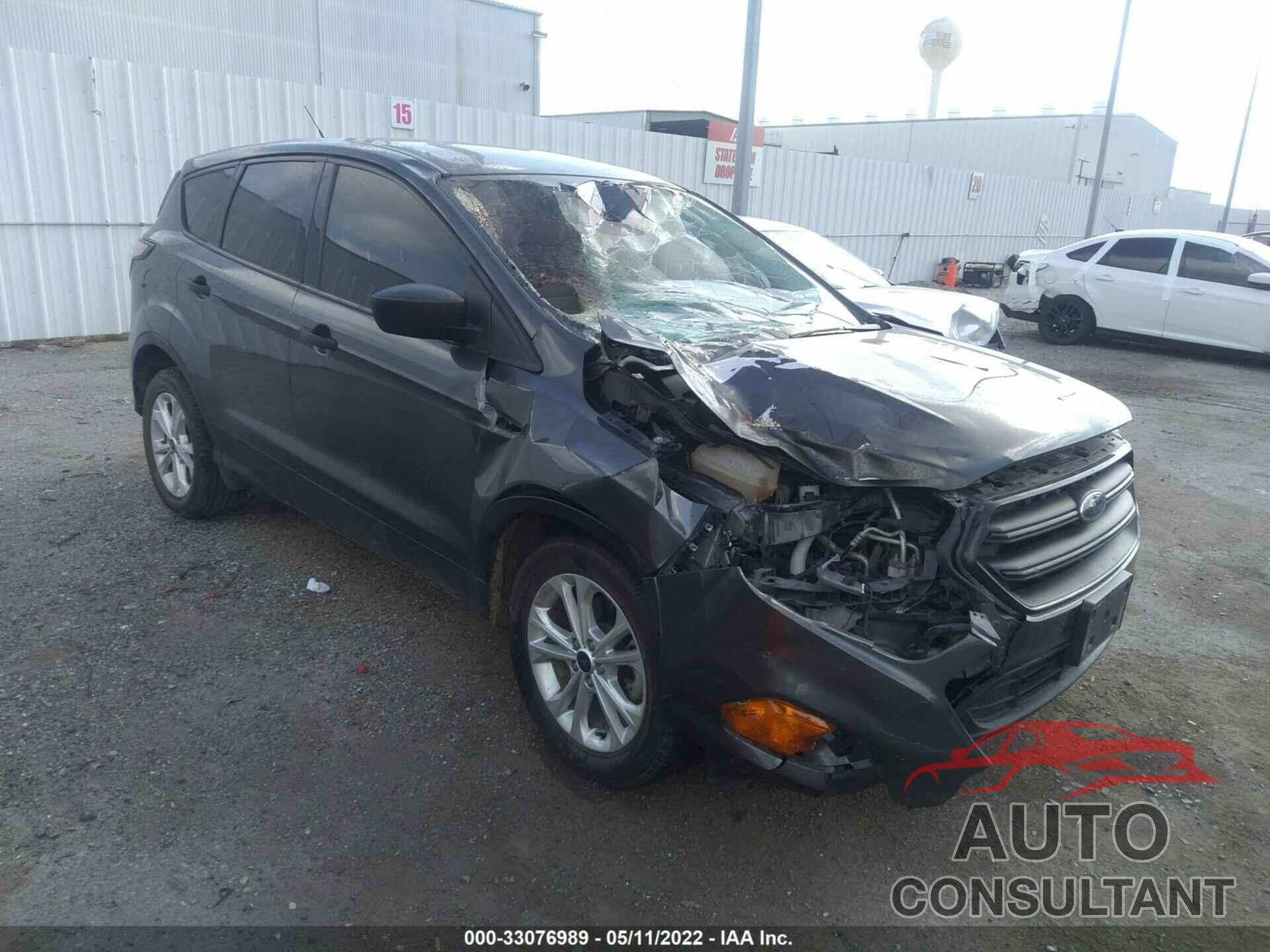 FORD ESCAPE 2018 - 1FMCU0F73JUB72566