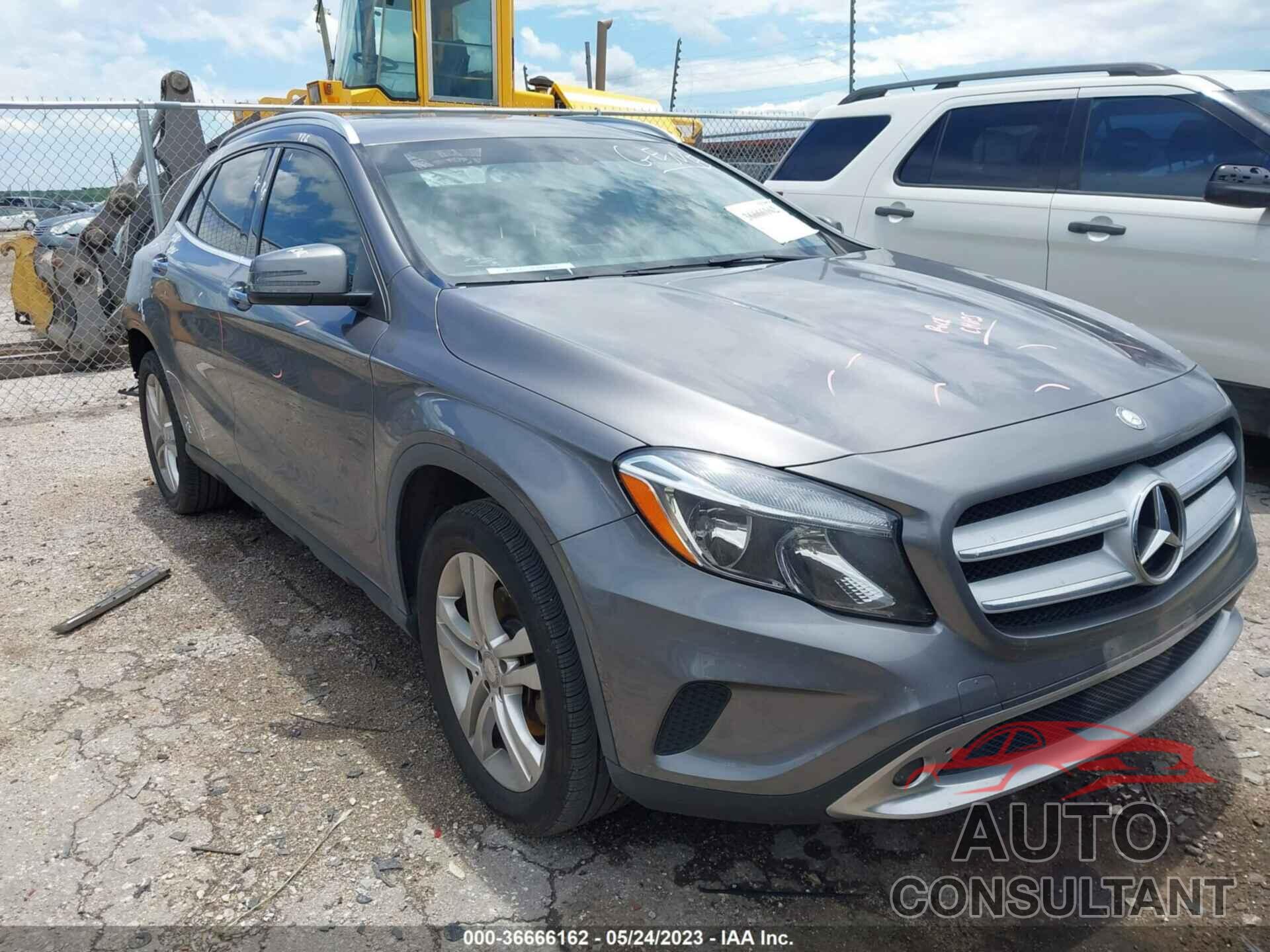 MERCEDES-BENZ GLA-CLASS 2015 - WDCTG4EB4FJ138258