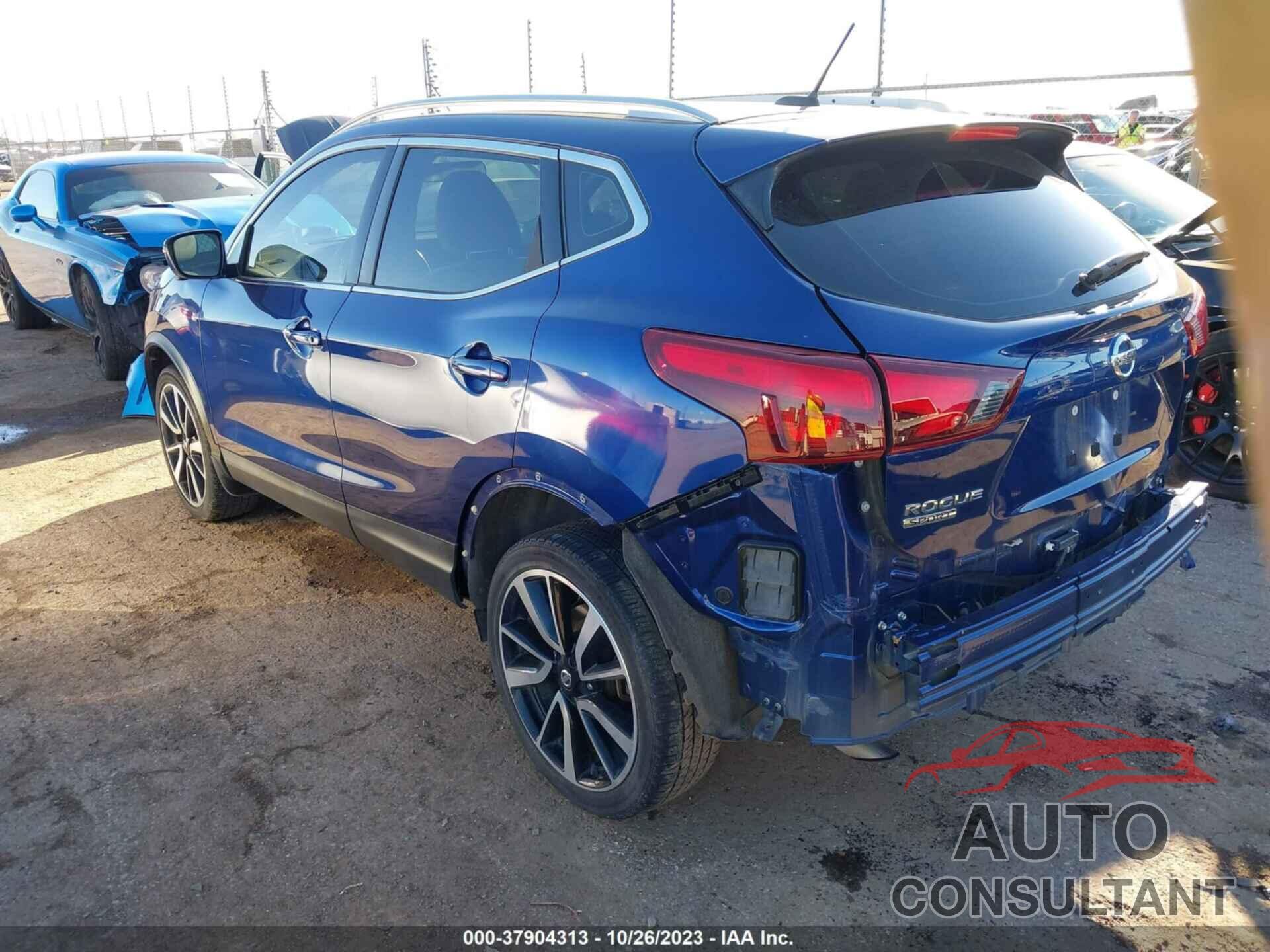 NISSAN ROGUE SPORT 2018 - JN1BJ1CP6JW109102