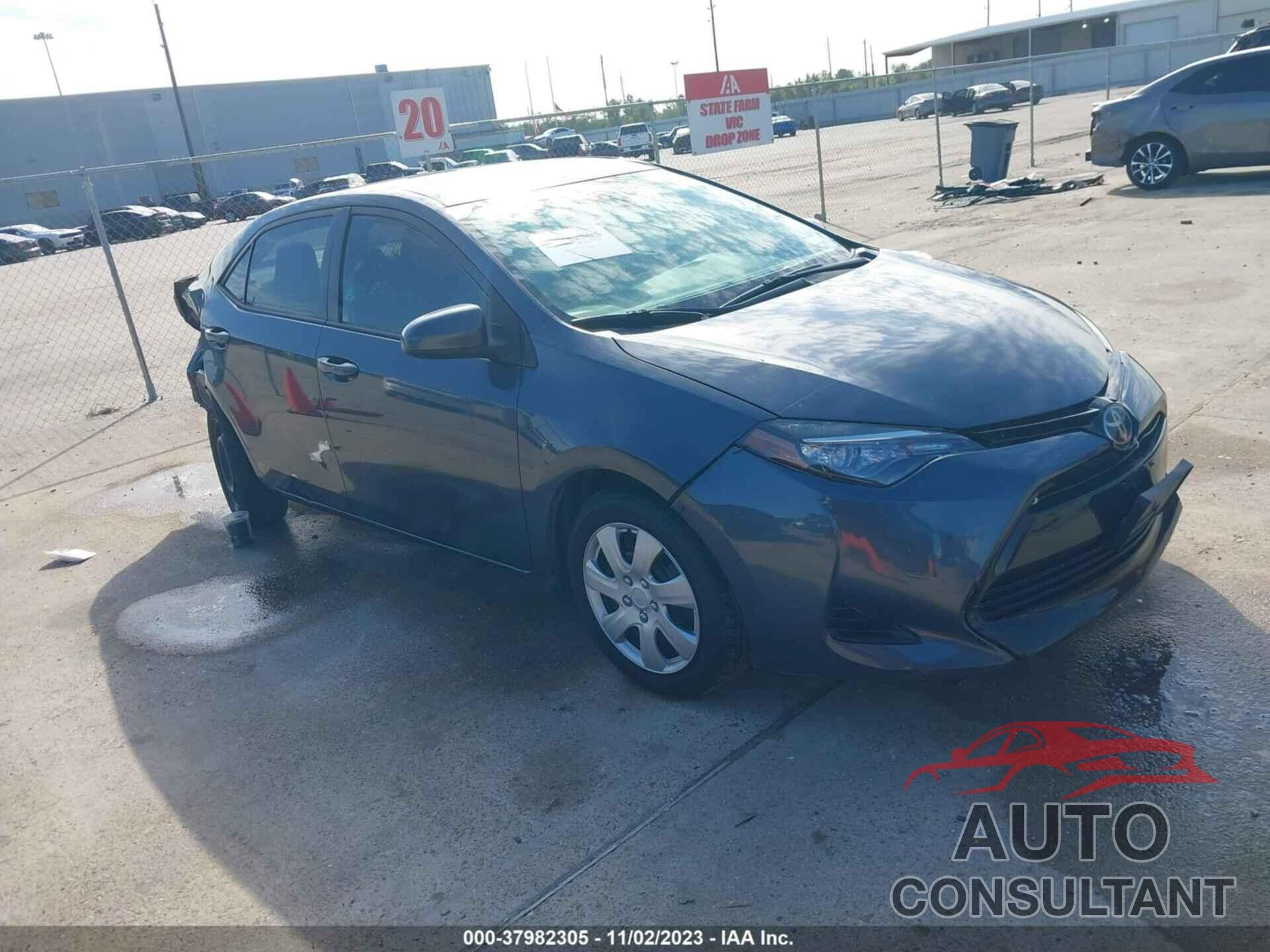 TOYOTA COROLLA 2017 - 5YFBURHE8HP737854