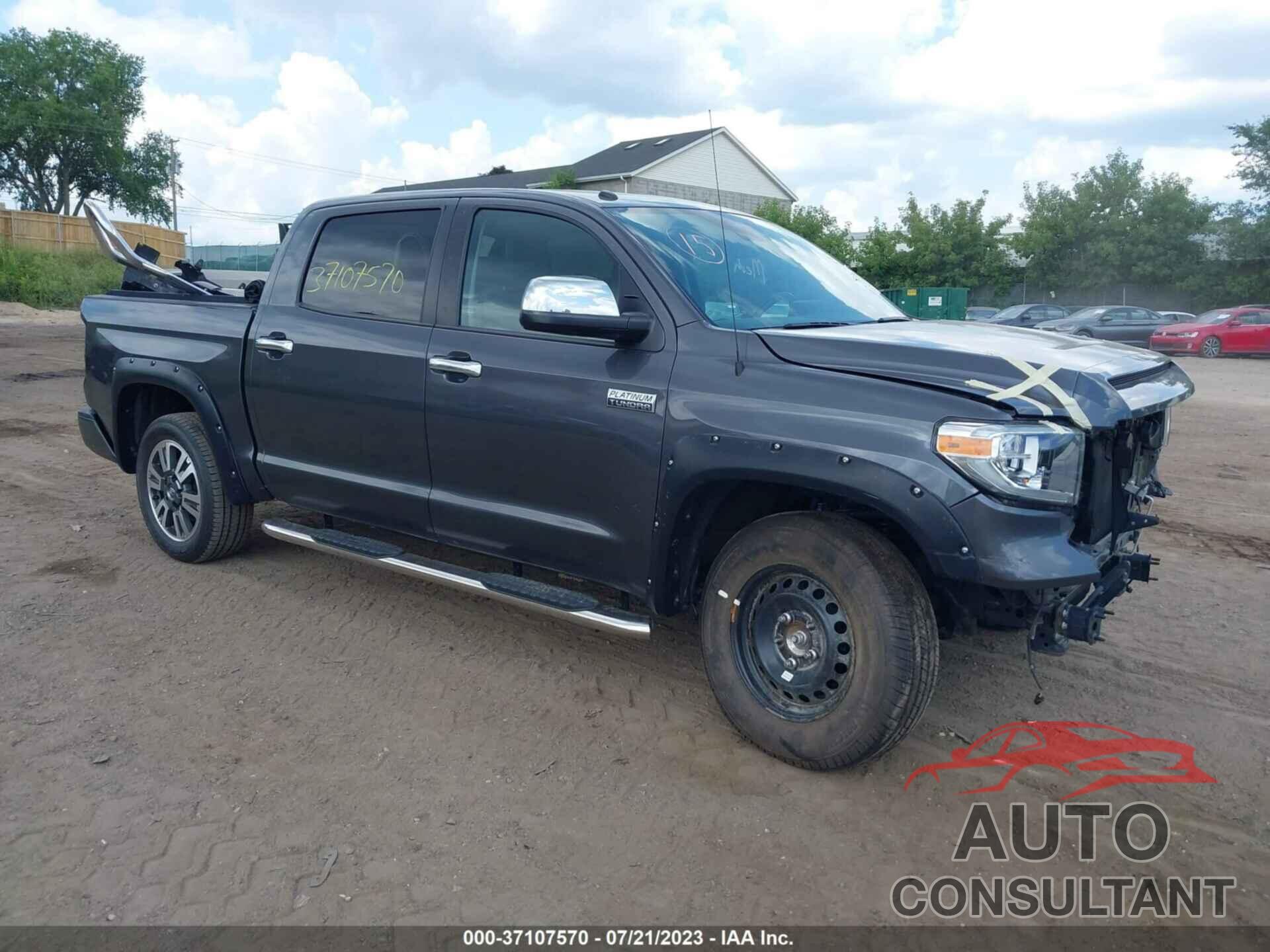 TOYOTA TUNDRA 2019 - 5TFAY5F12KX815465