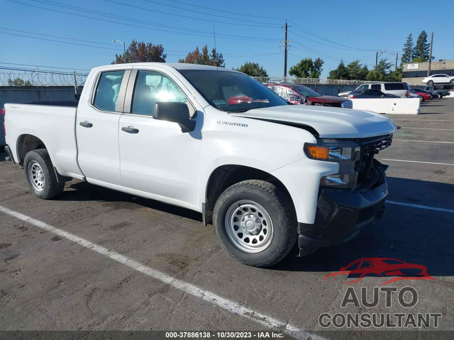 CHEVROLET SILVERADO 1500 2019 - 1GCRYAEH7KZ398262